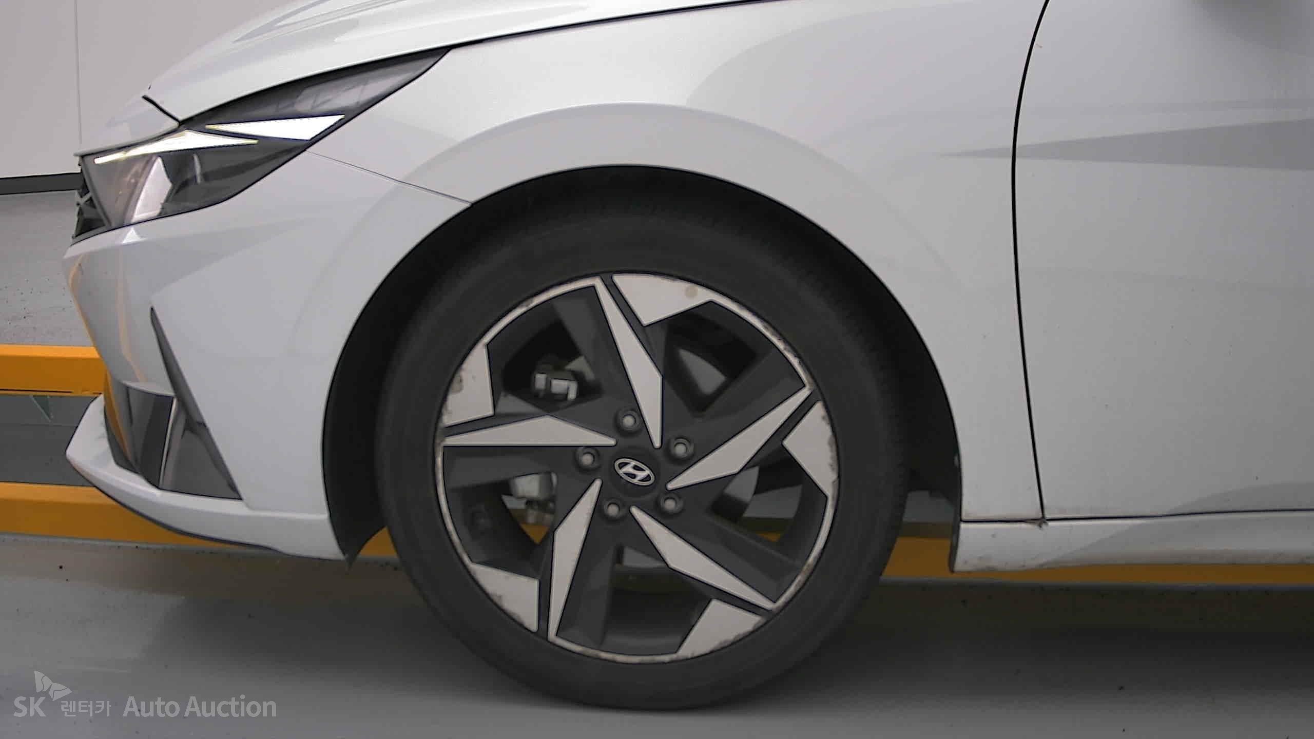 2023 - hyundai avante