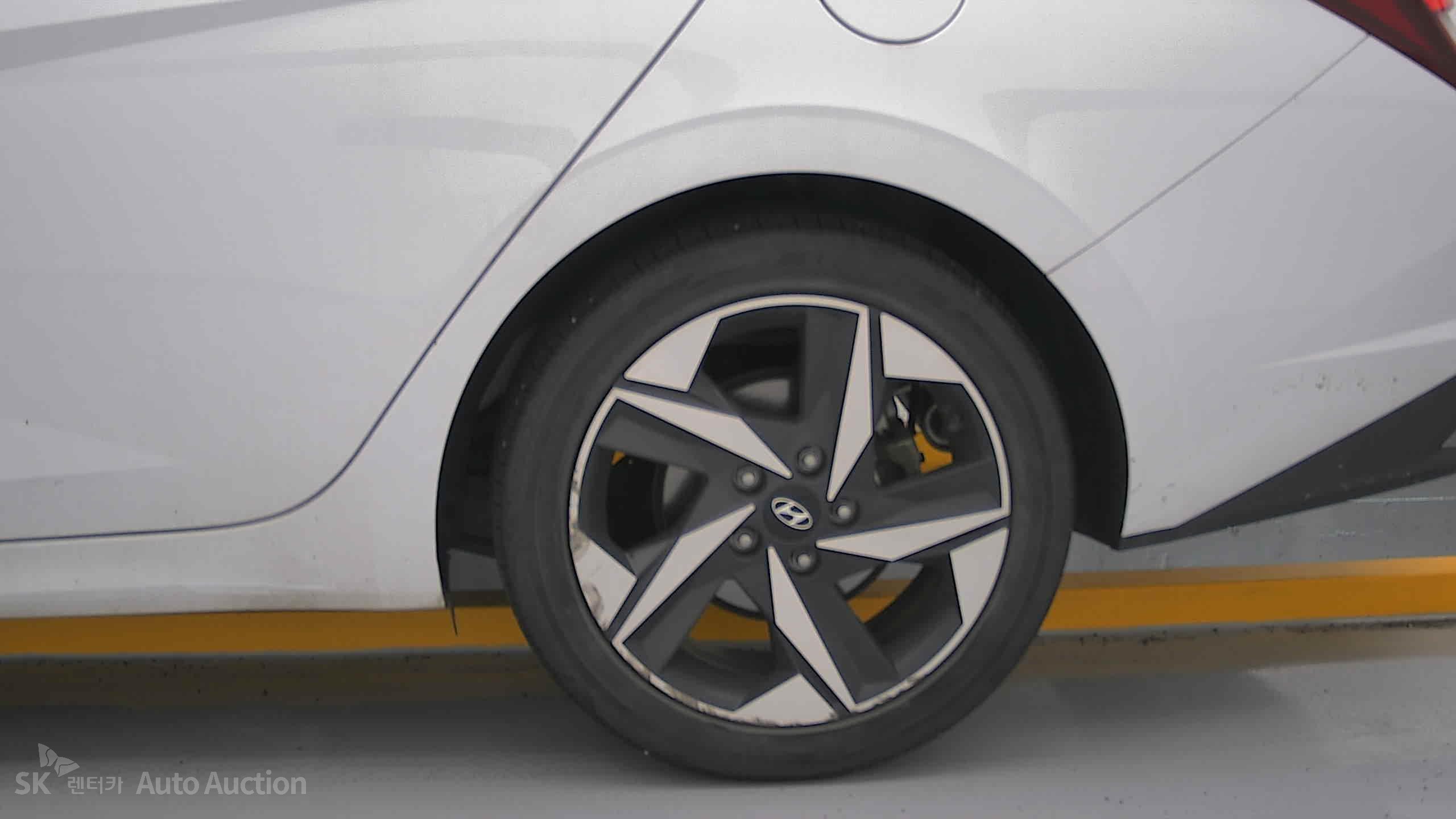 2023 - hyundai avante