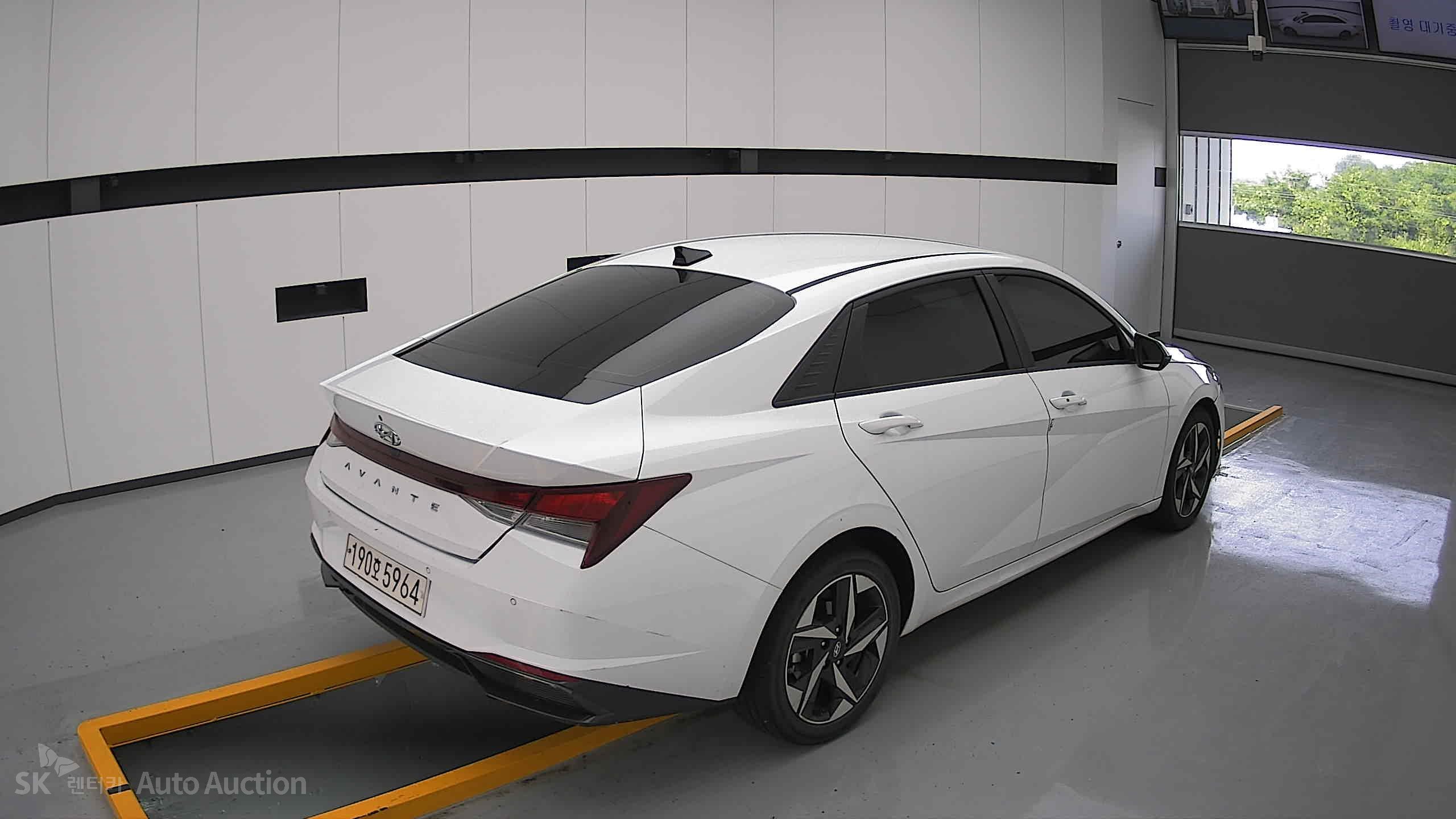 2023 - hyundai avante