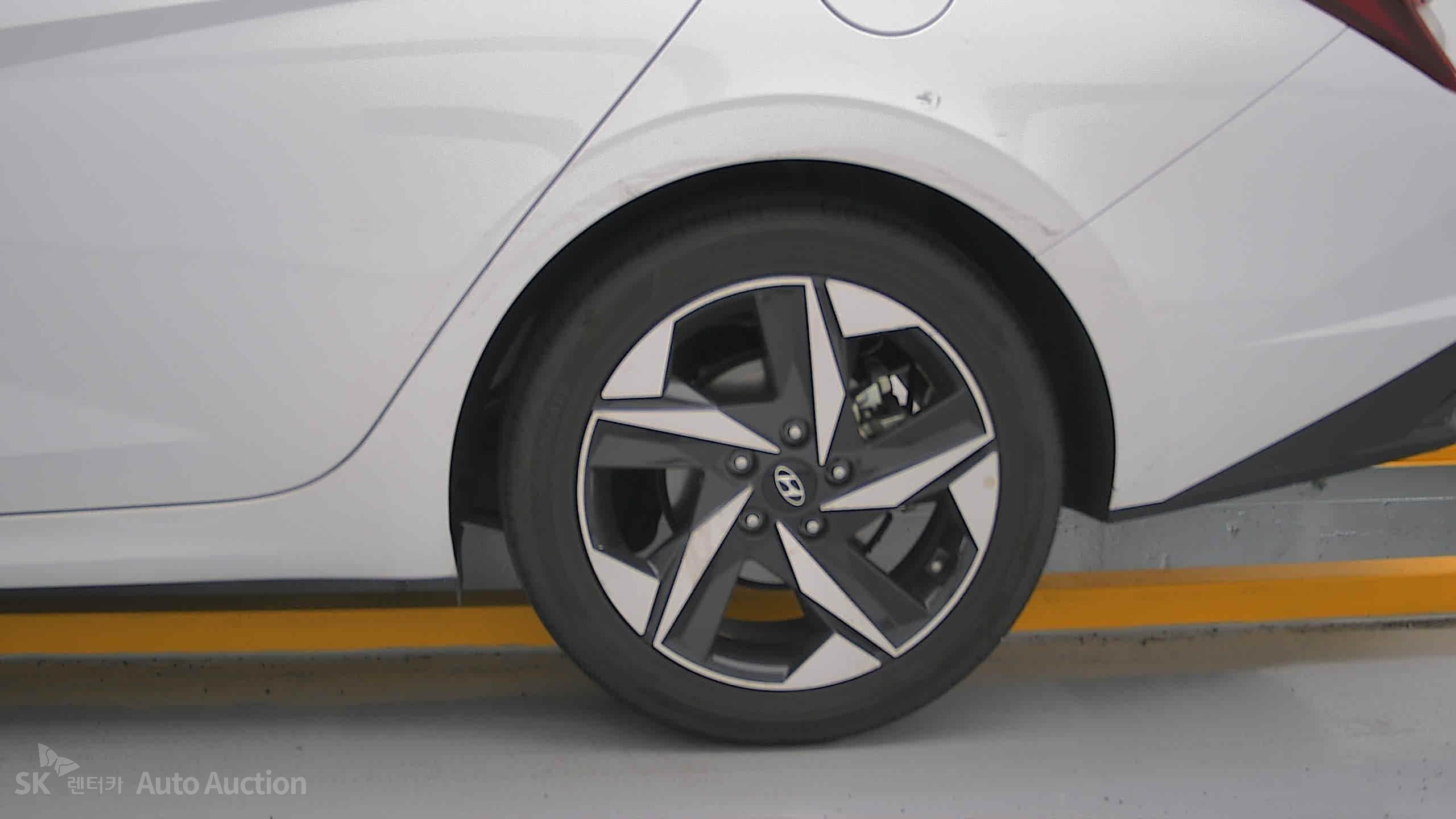 2023 - hyundai avante