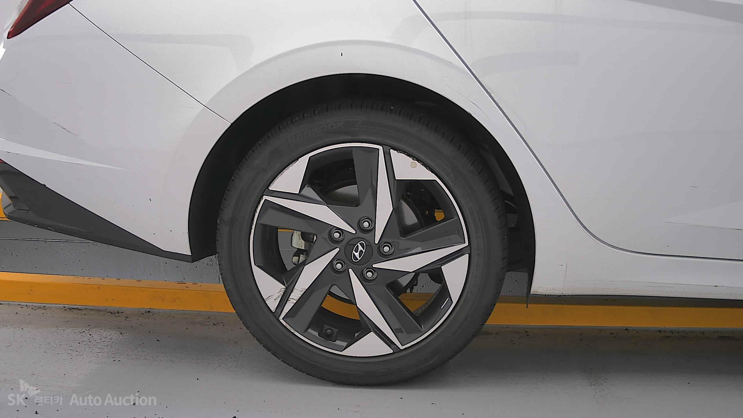 2023 - hyundai avante