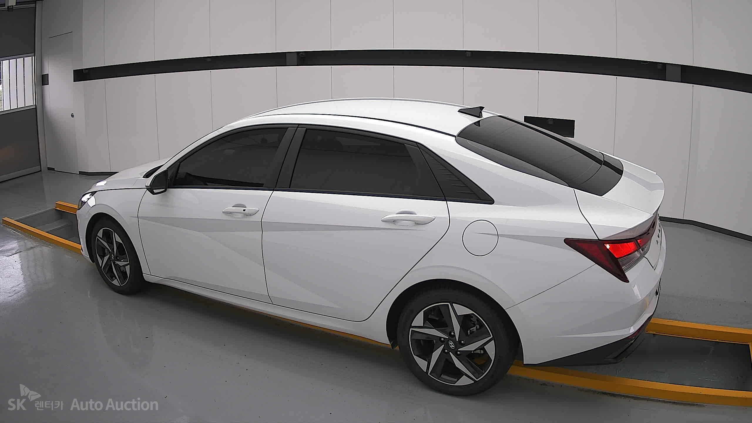 2023 - hyundai avante