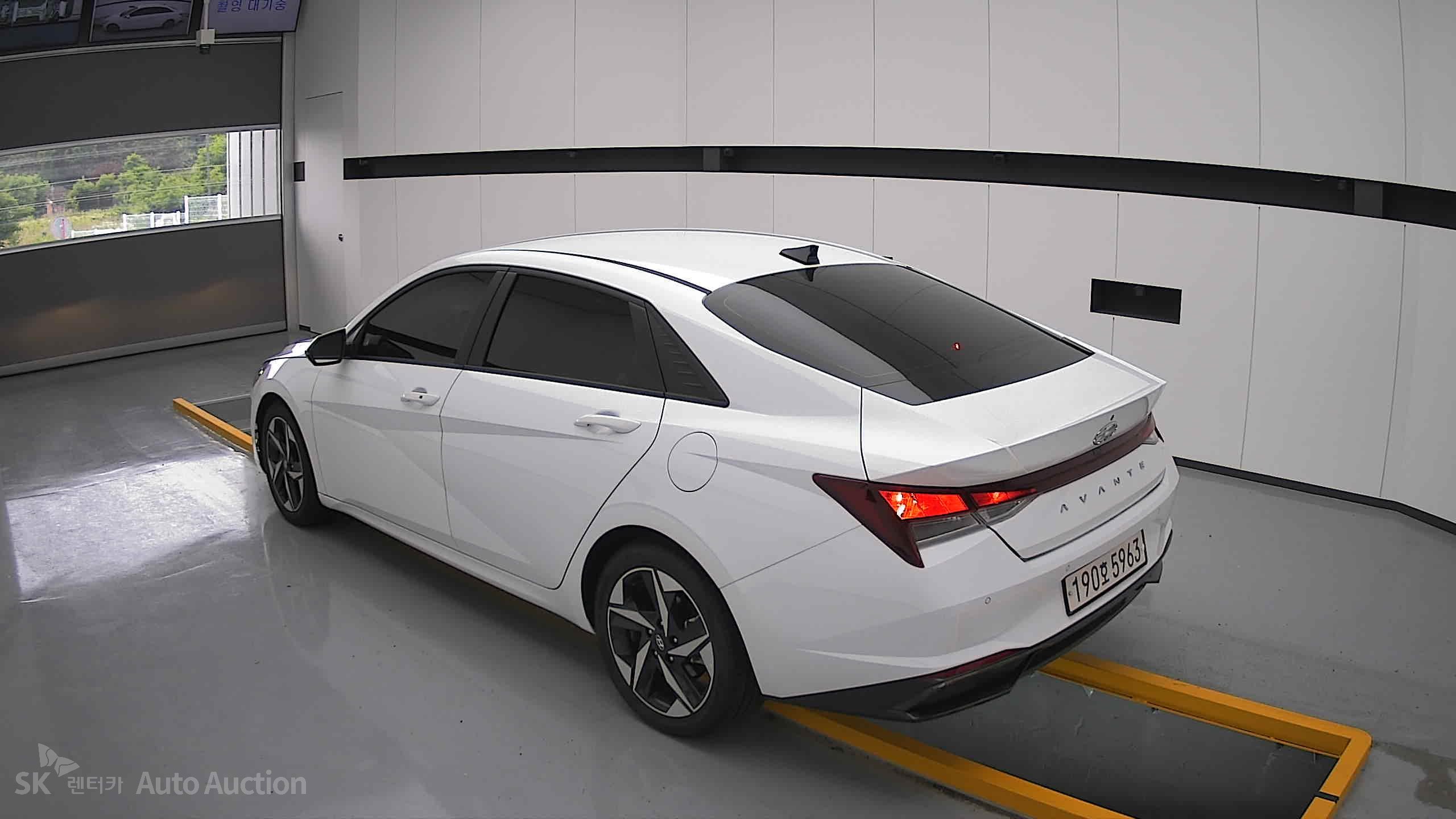 2023 - hyundai avante