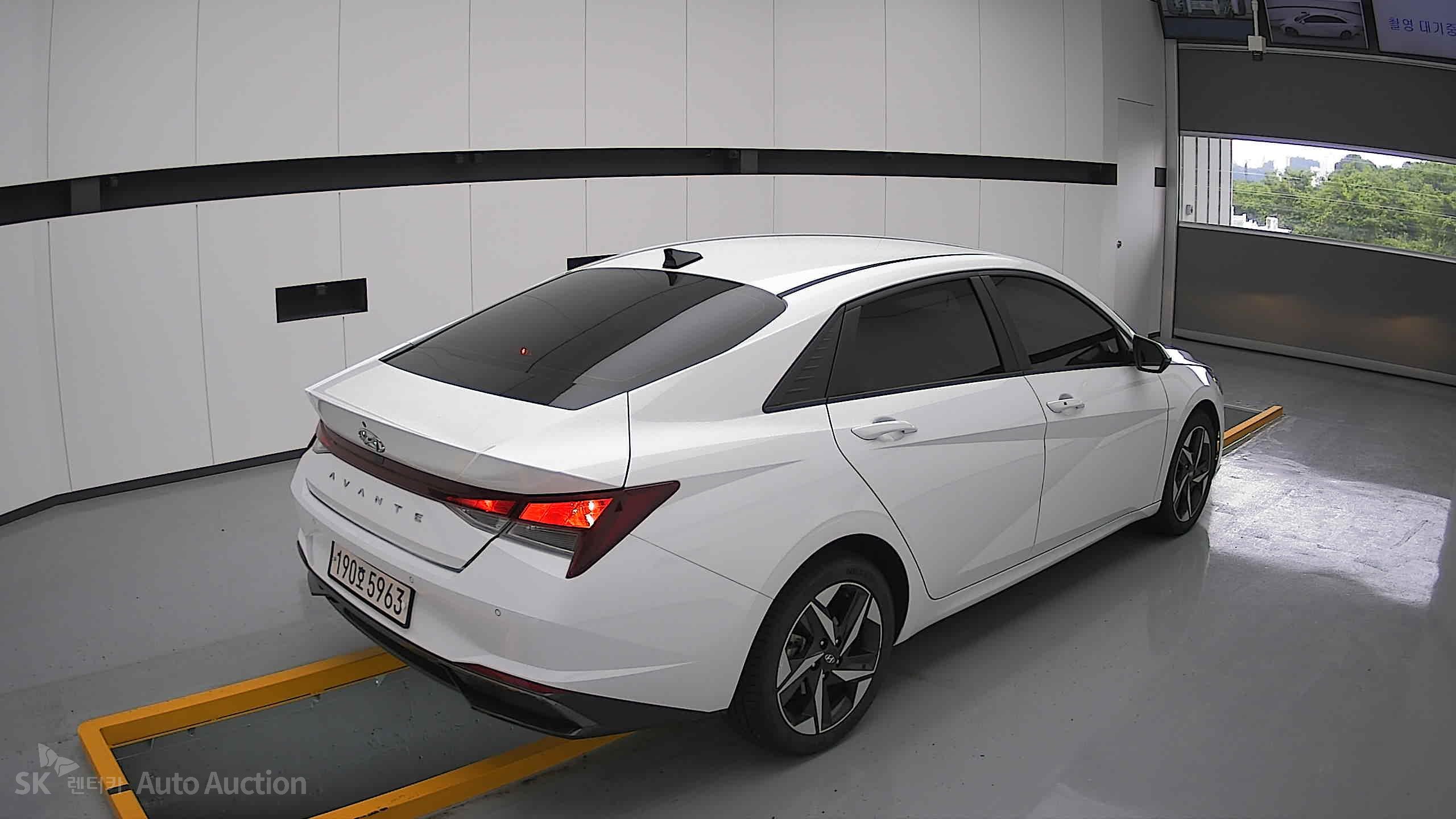 2023 - hyundai avante