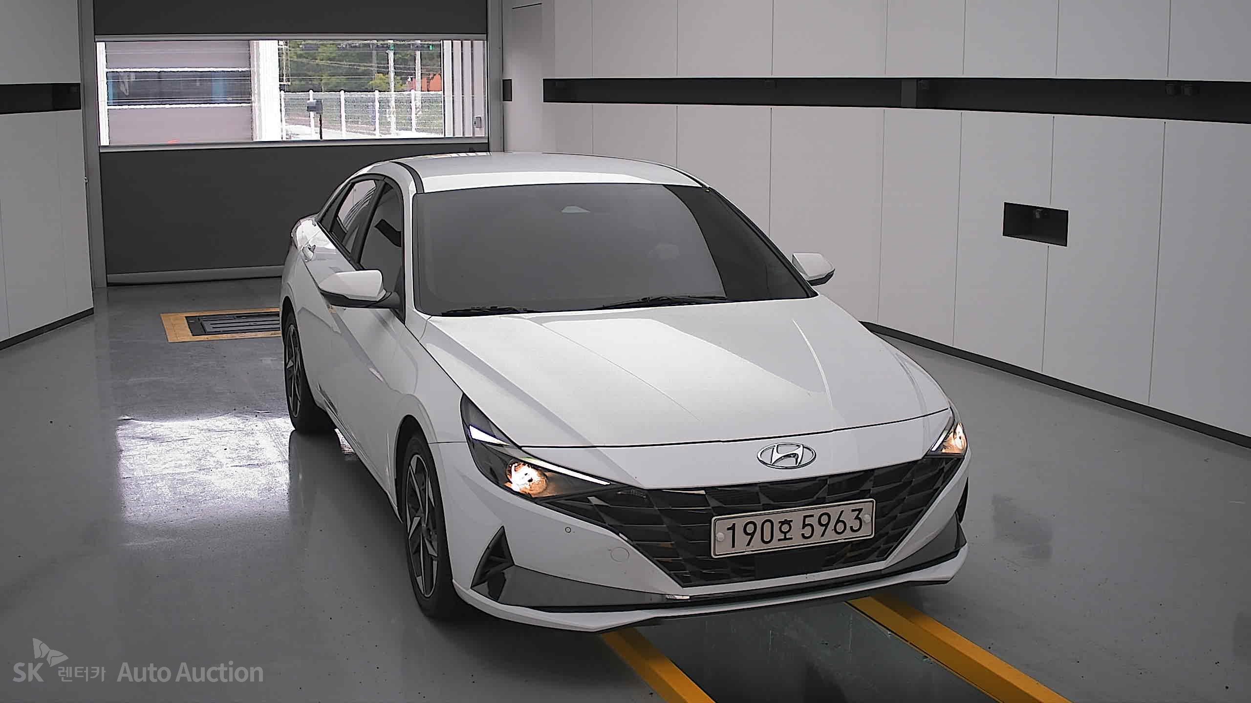 2023 - hyundai avante
