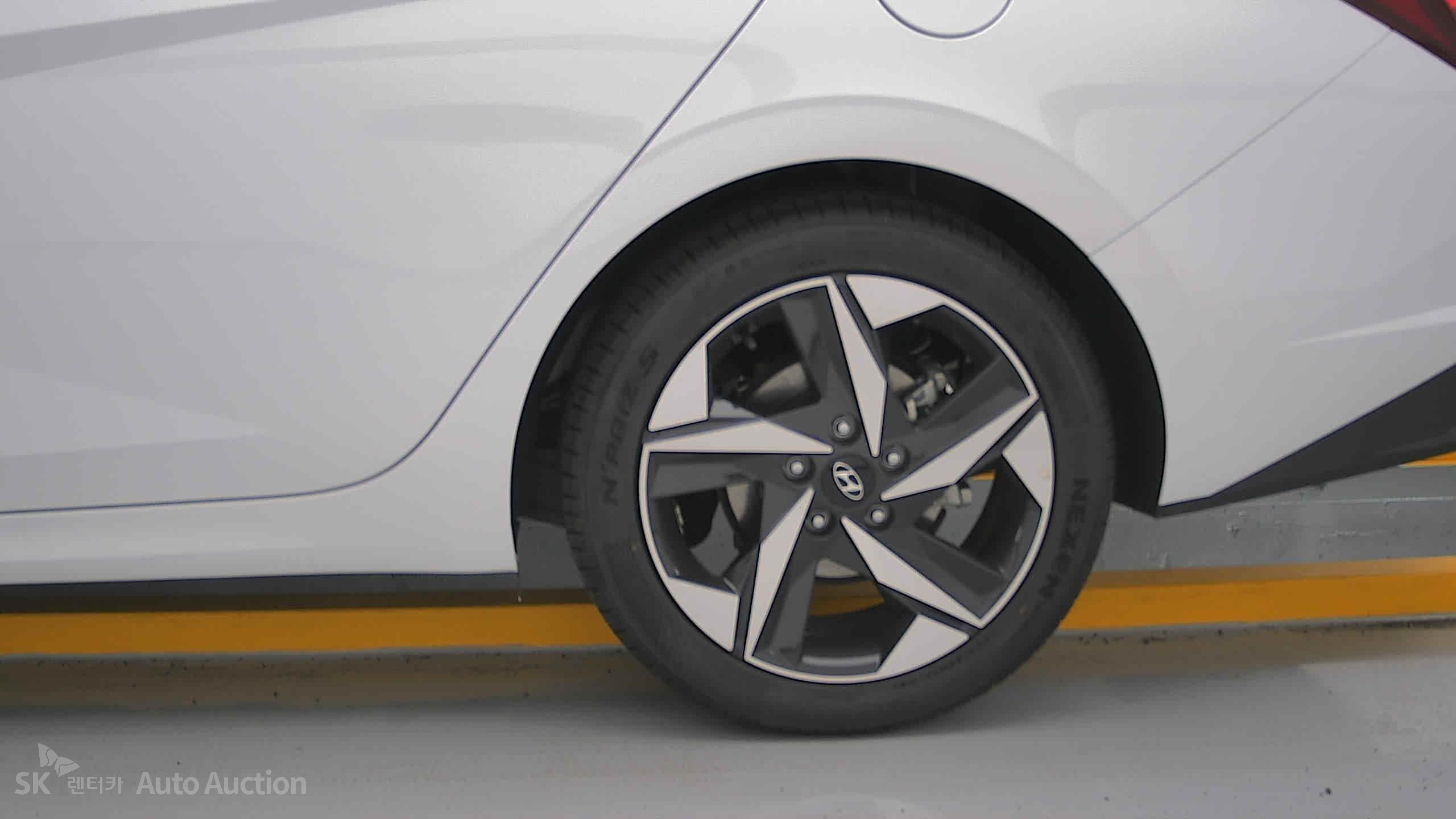 2023 - hyundai avante