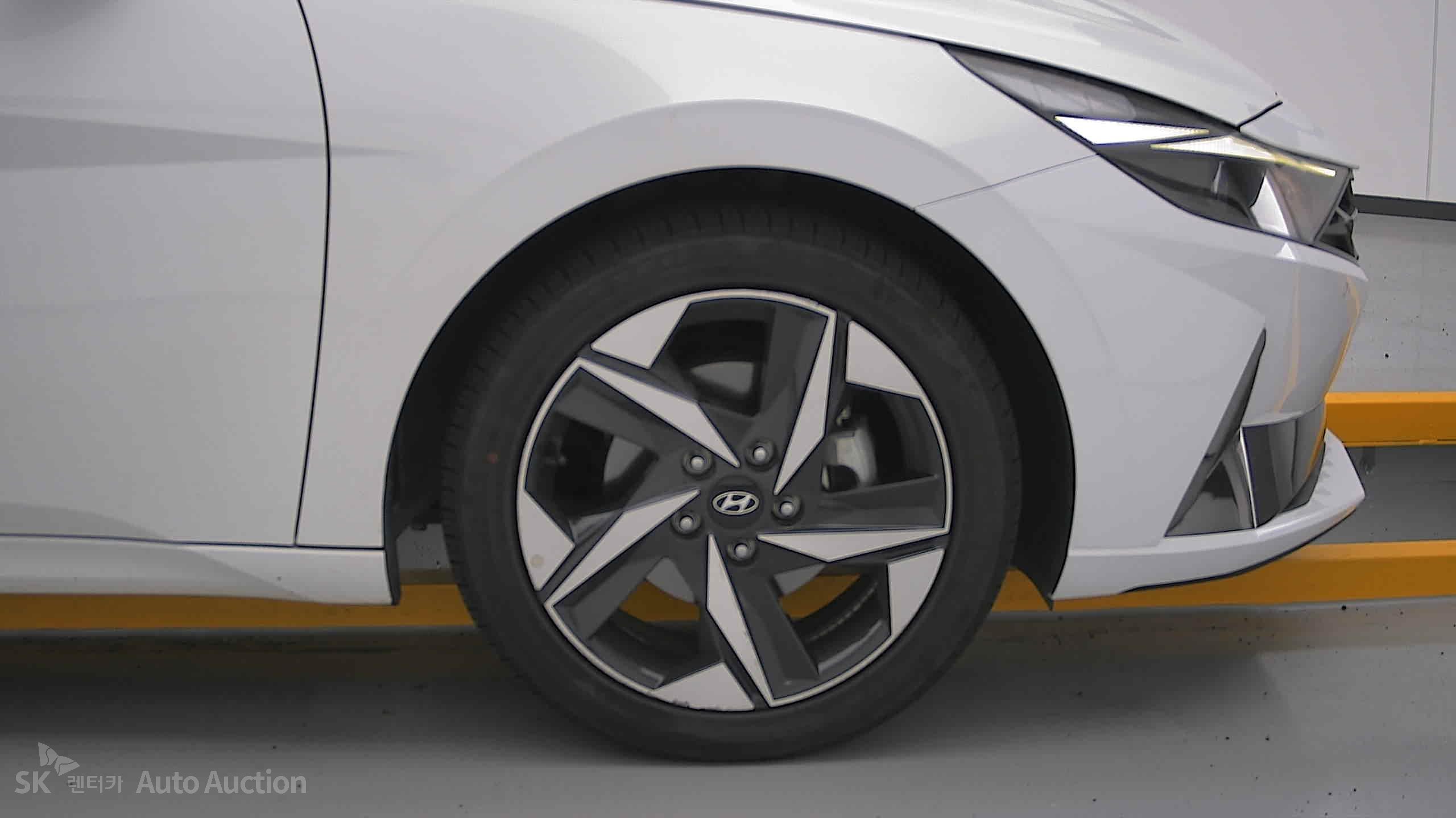 2023 - hyundai avante