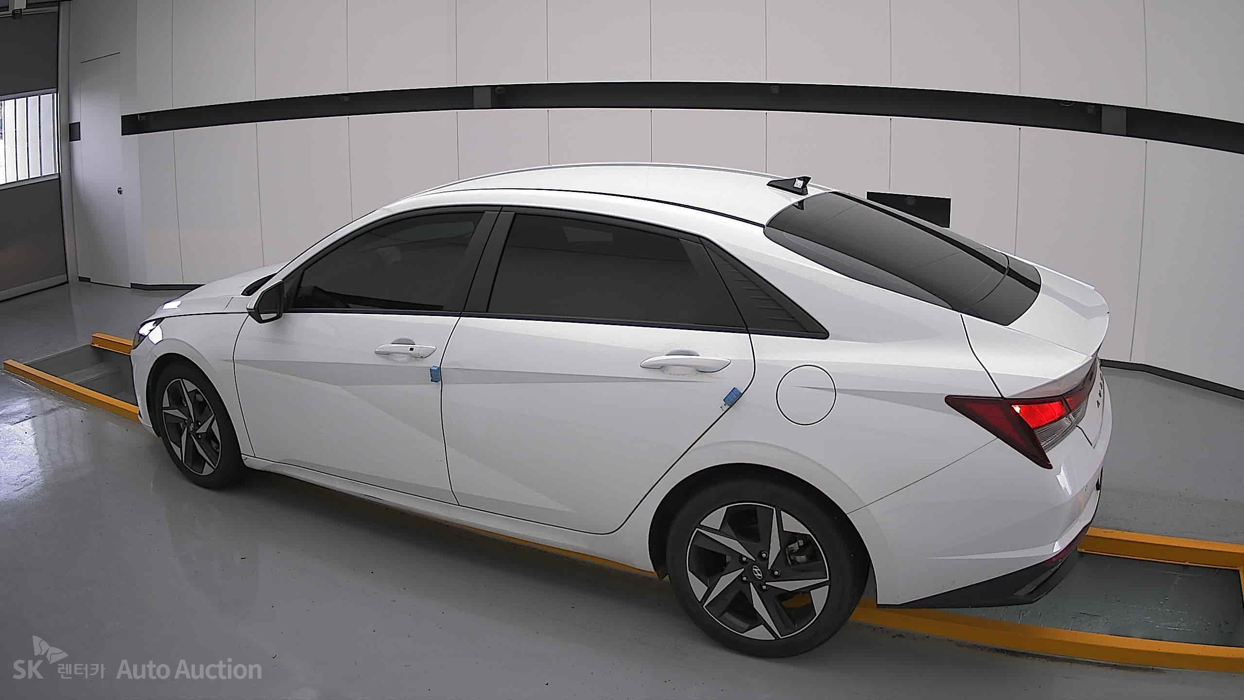 2023 - hyundai avante