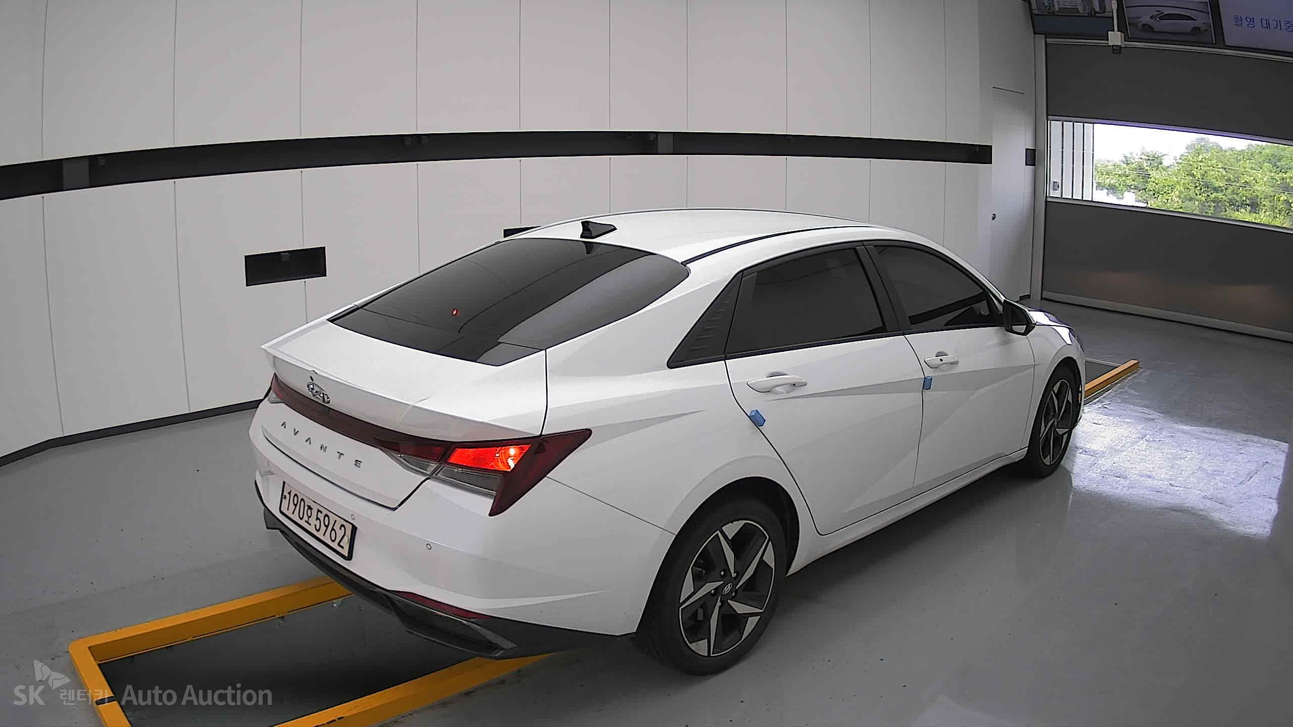 2023 - hyundai avante