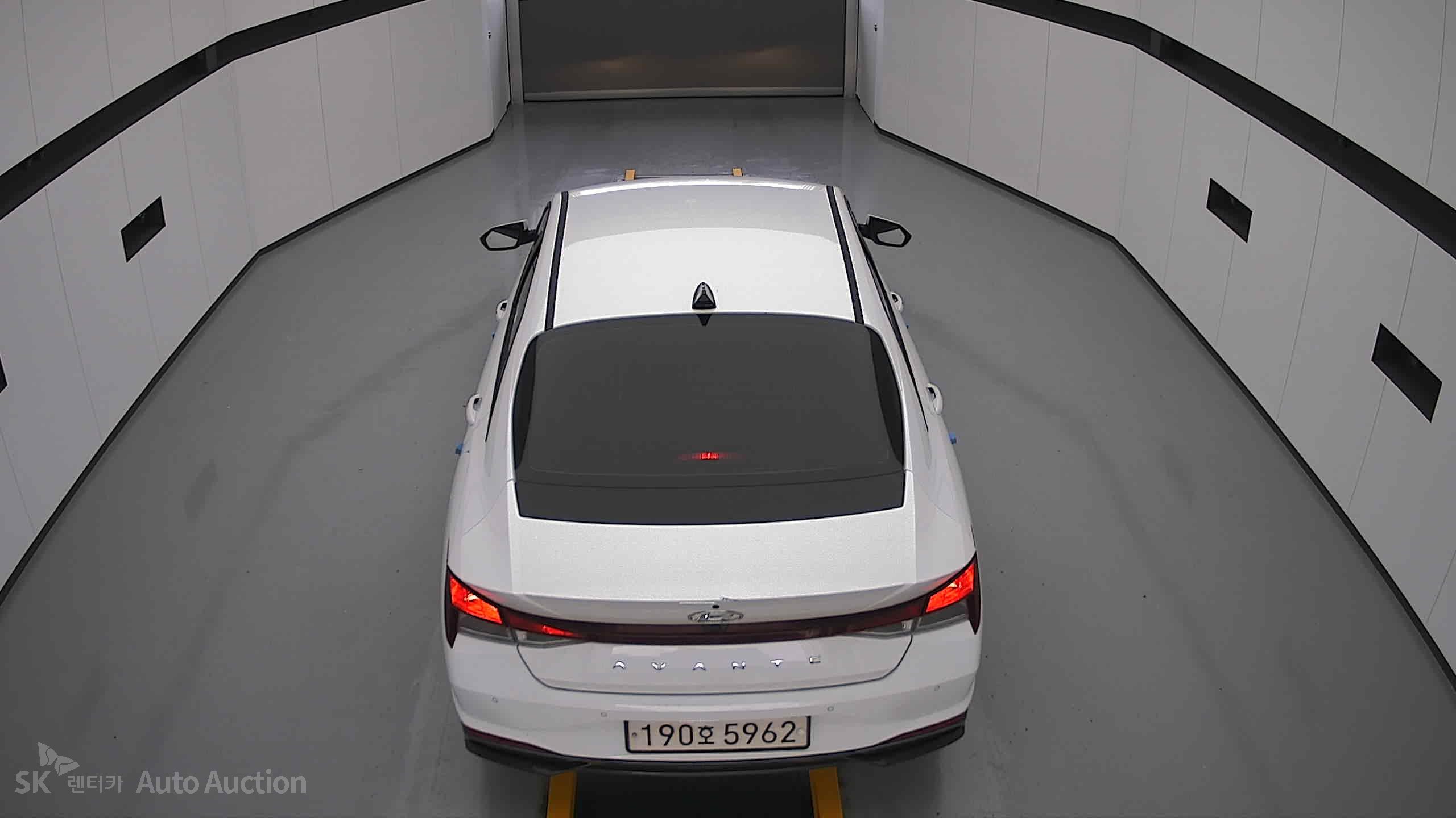 2023 - hyundai avante