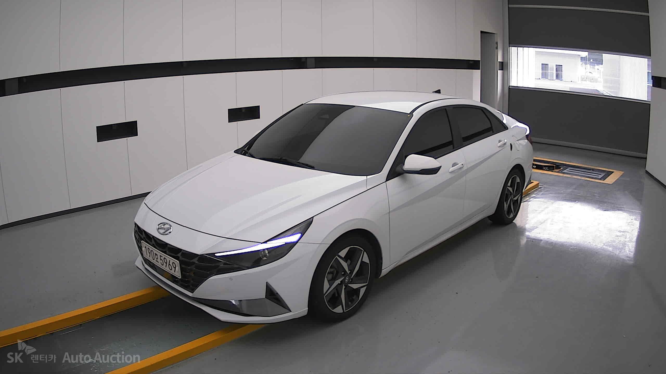 2023 - hyundai avante