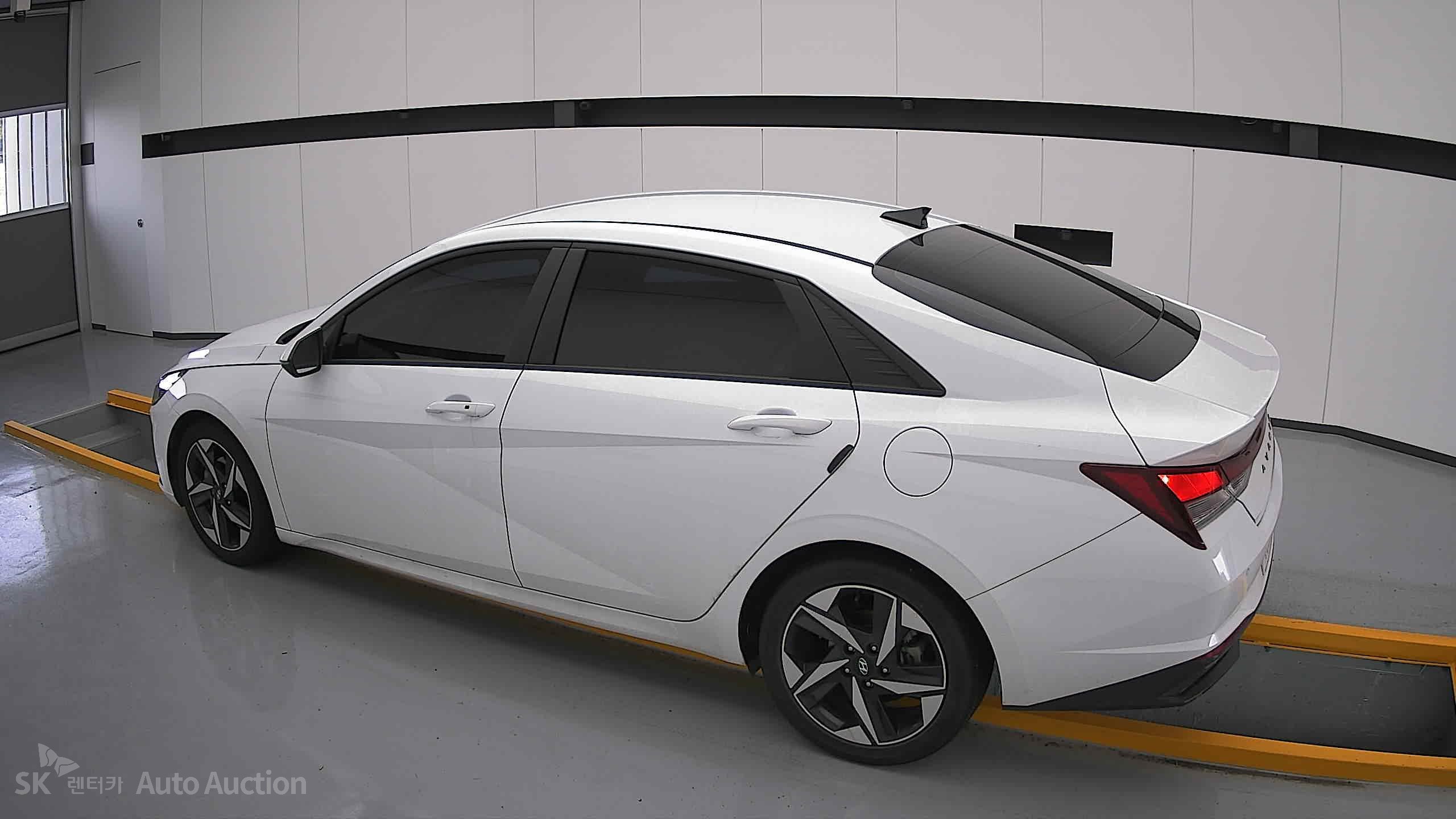 2023 - hyundai avante