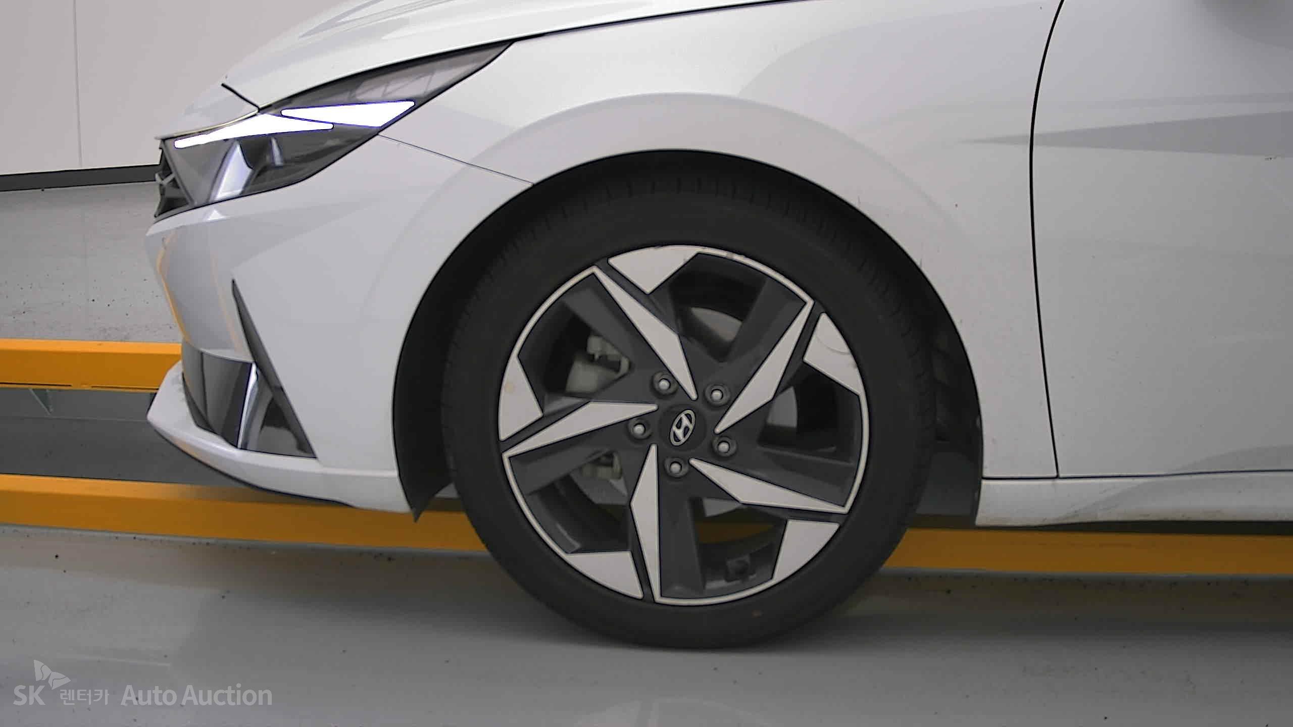 2023 - hyundai avante