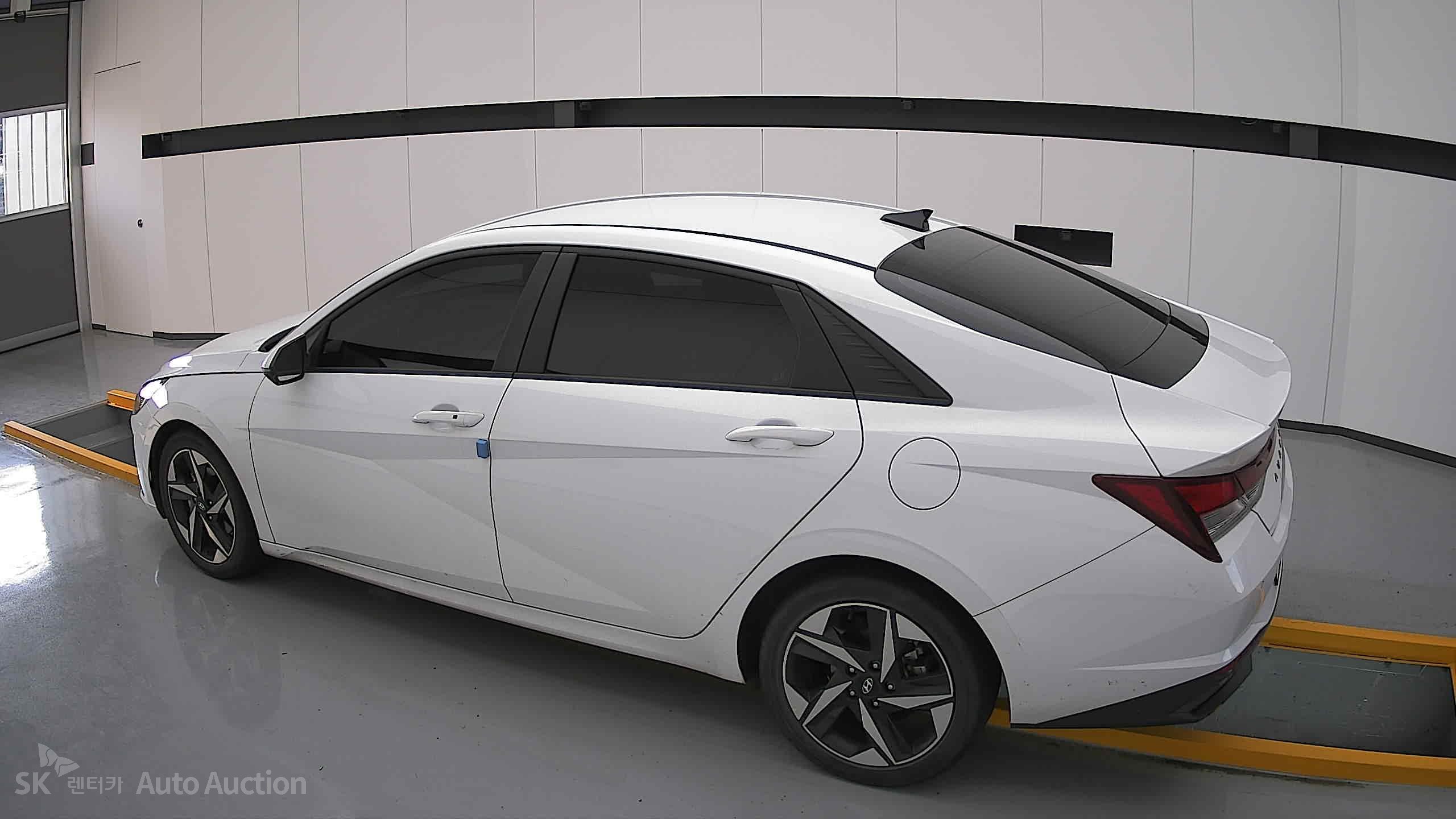 2023 - hyundai avante