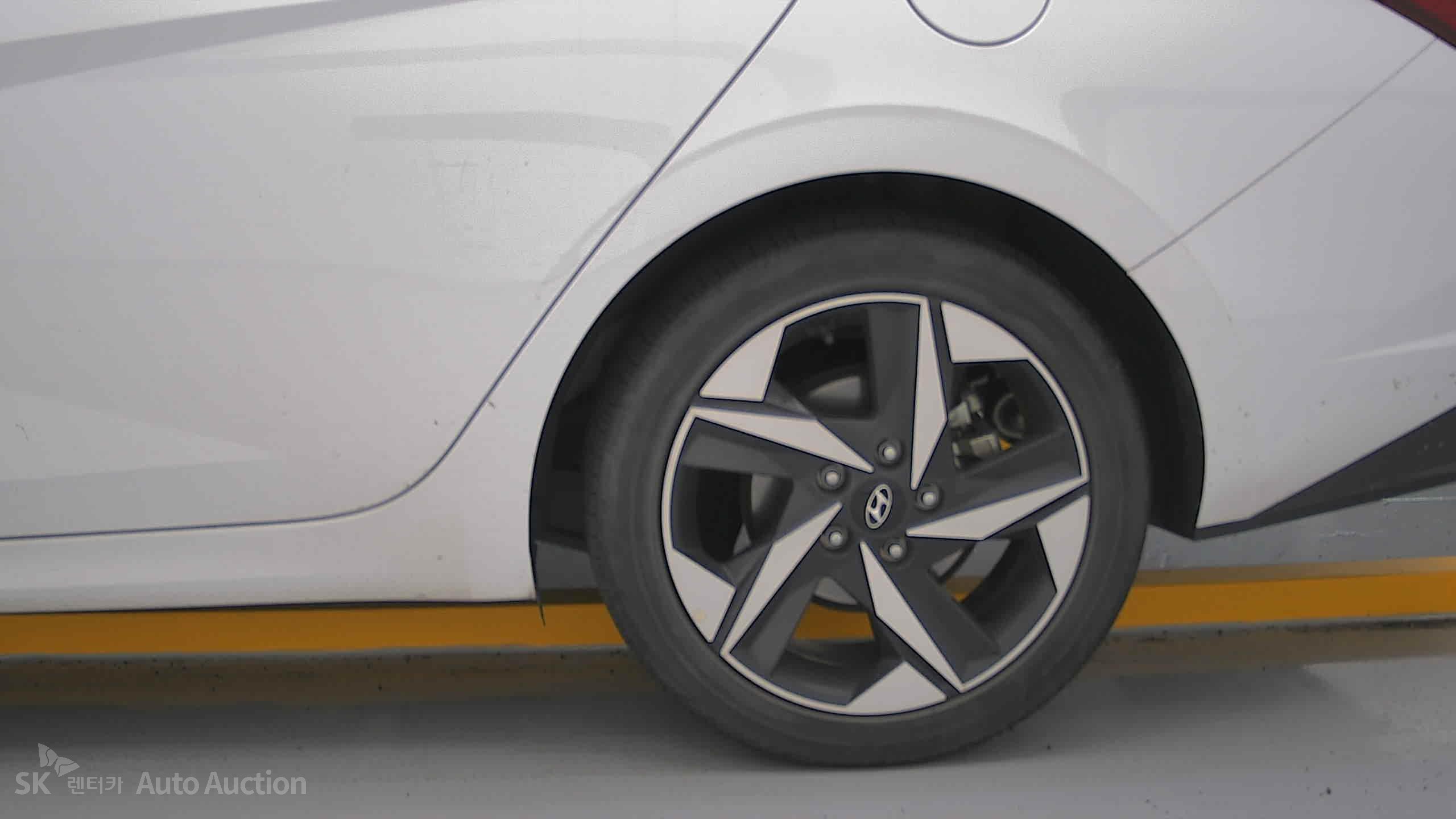 2023 - hyundai avante