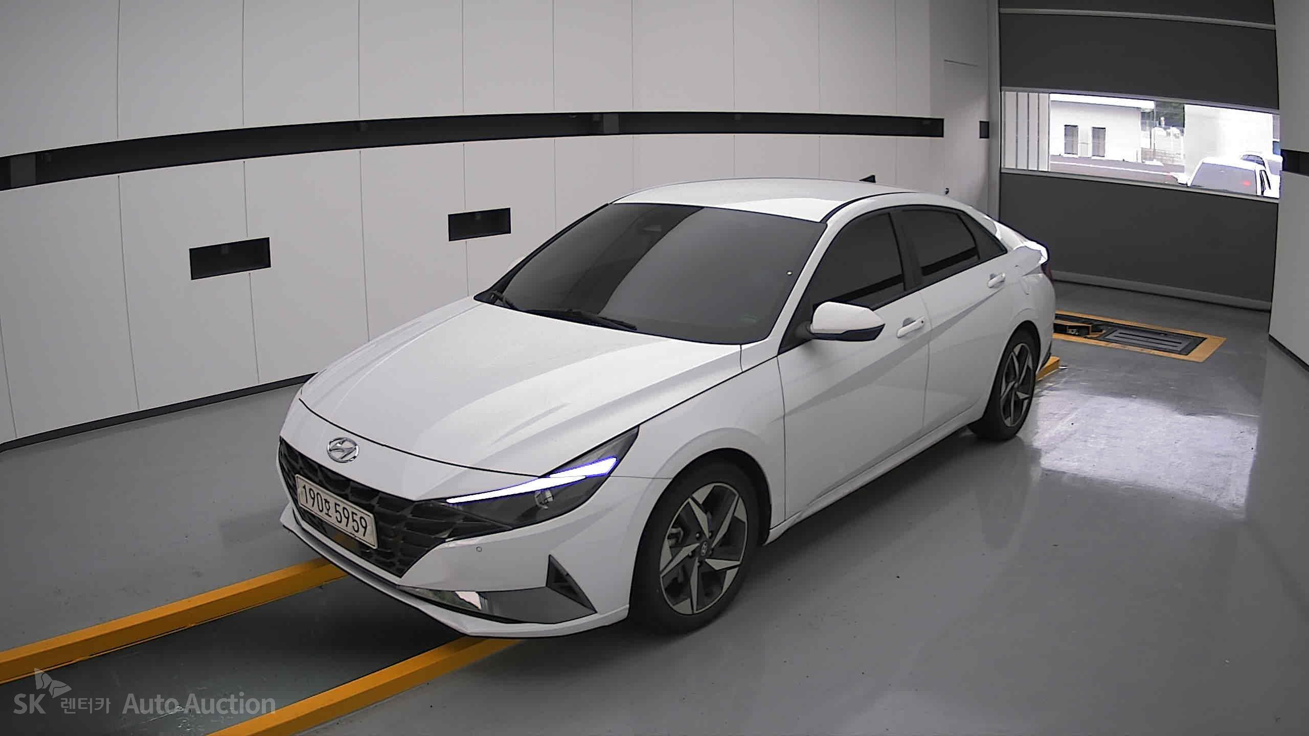 2023 - hyundai avante