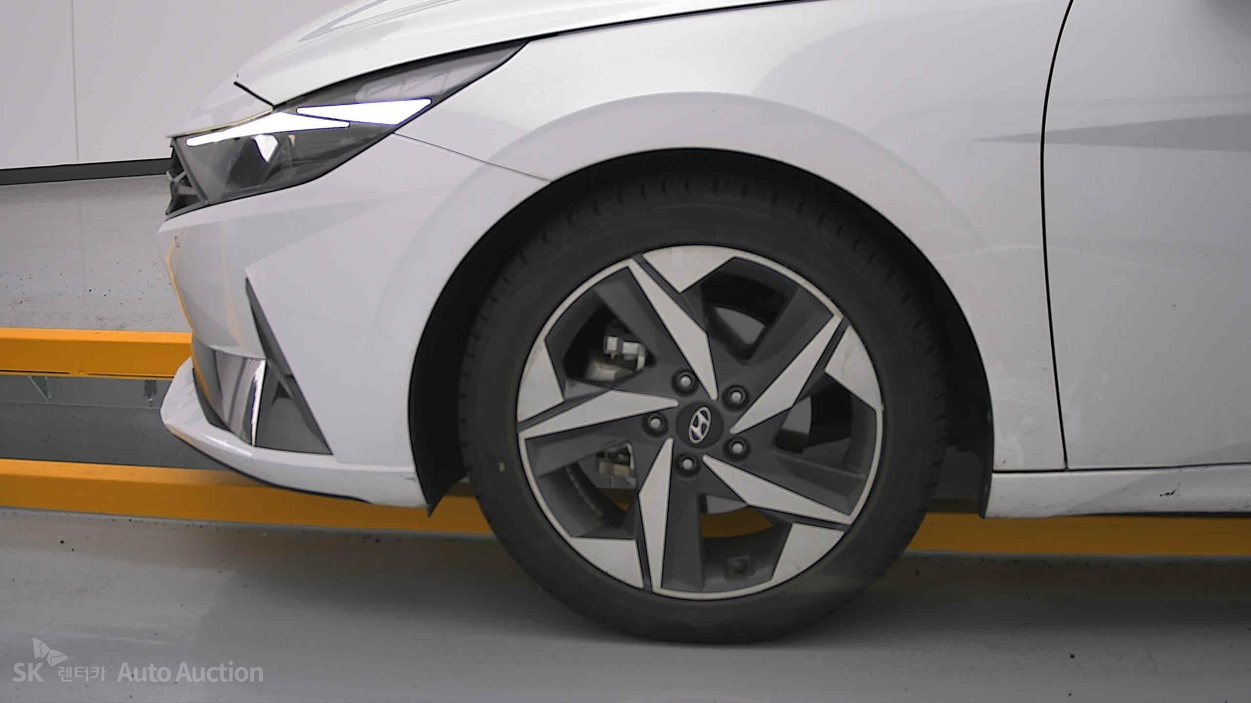 2023 - hyundai avante
