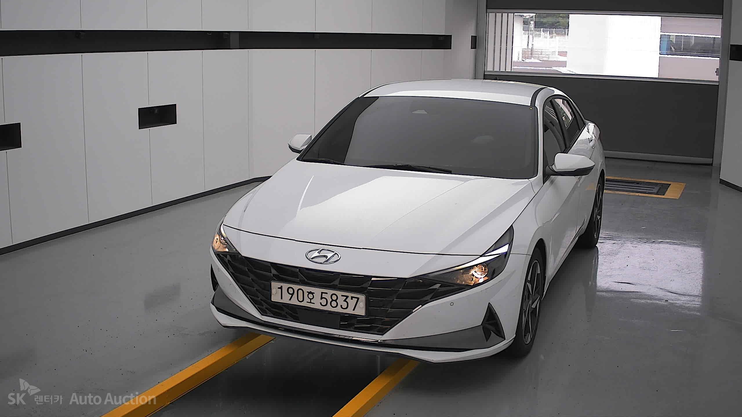 2023 - hyundai avante