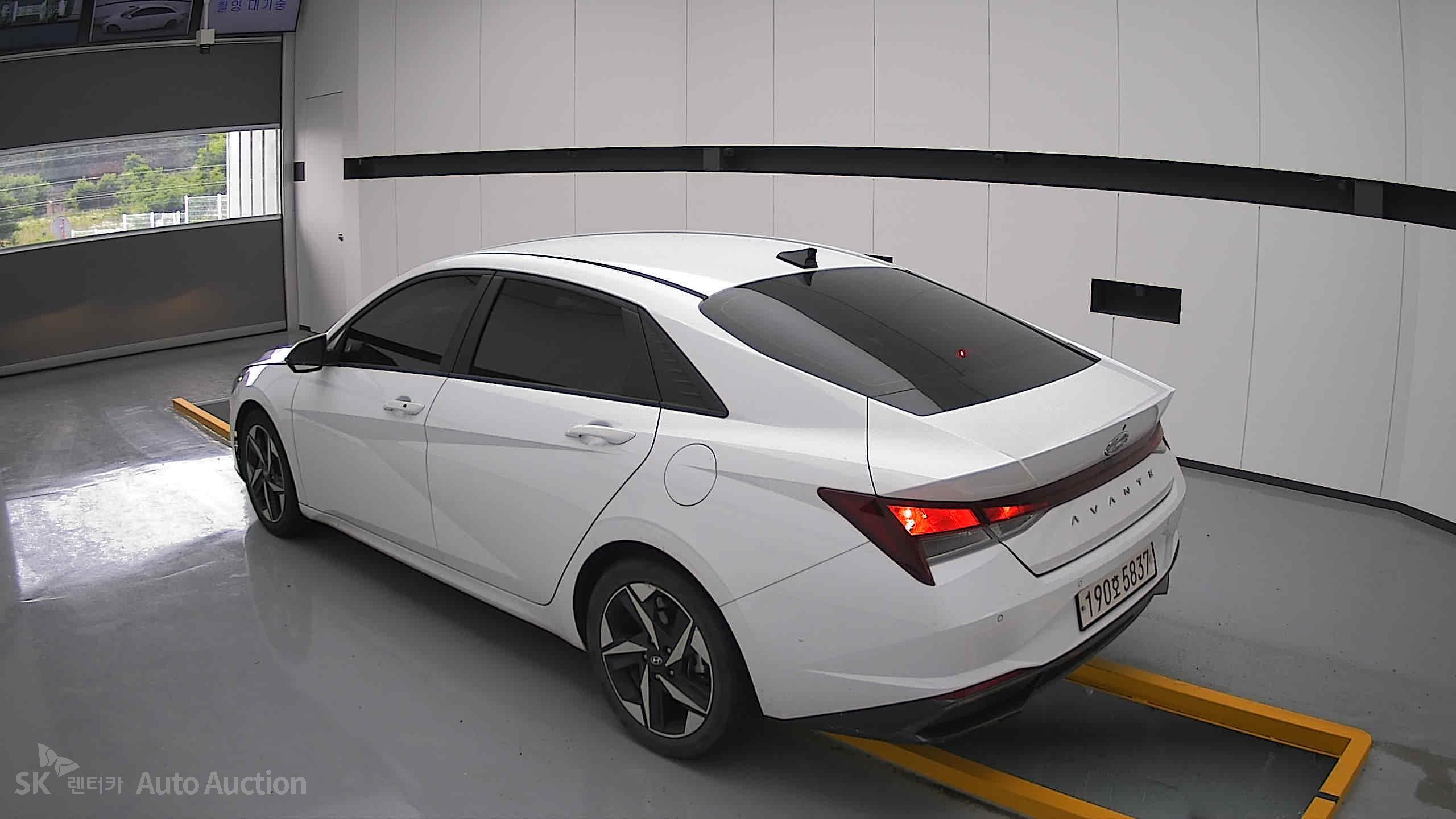 2023 - hyundai avante