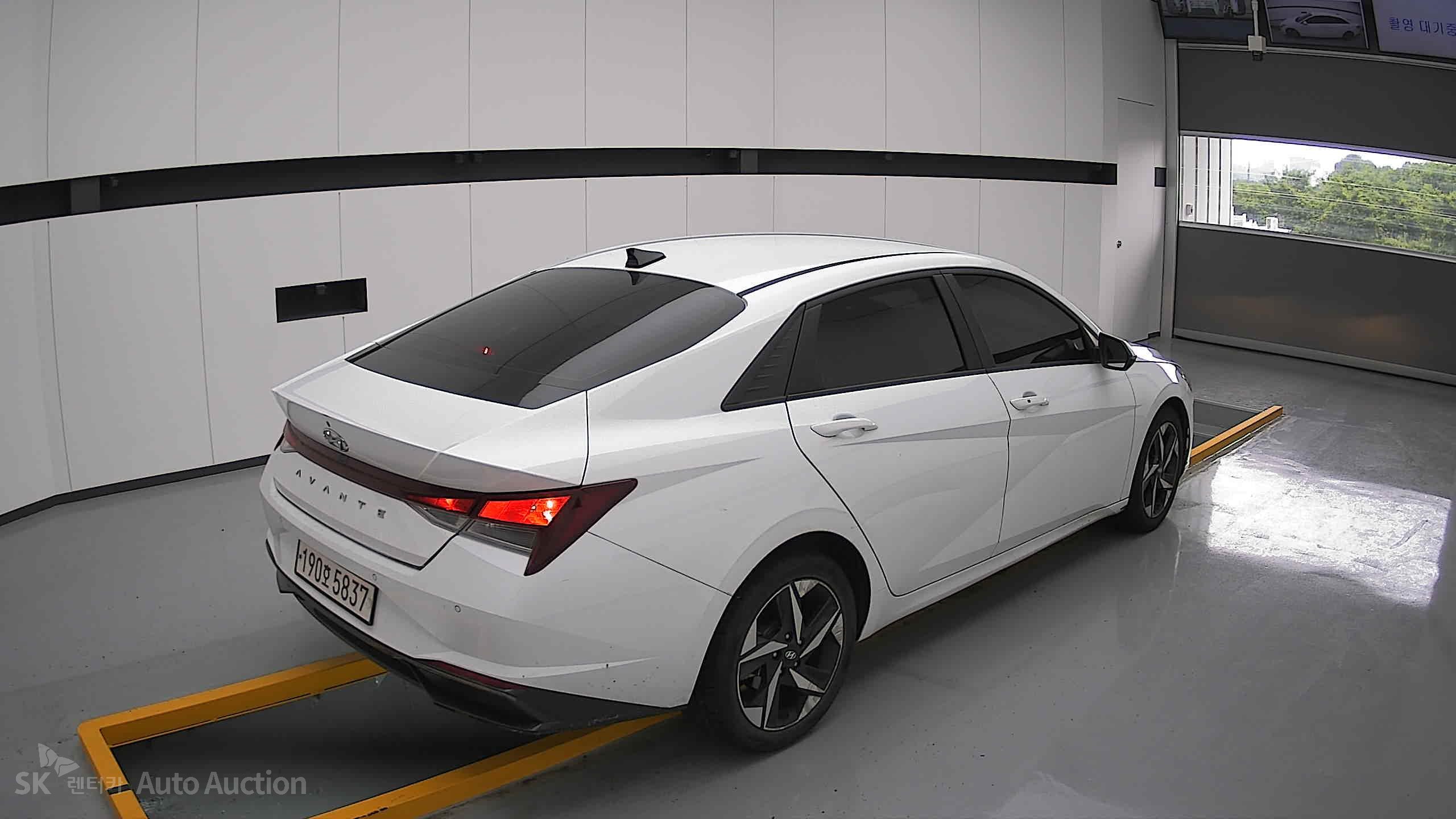2023 - hyundai avante