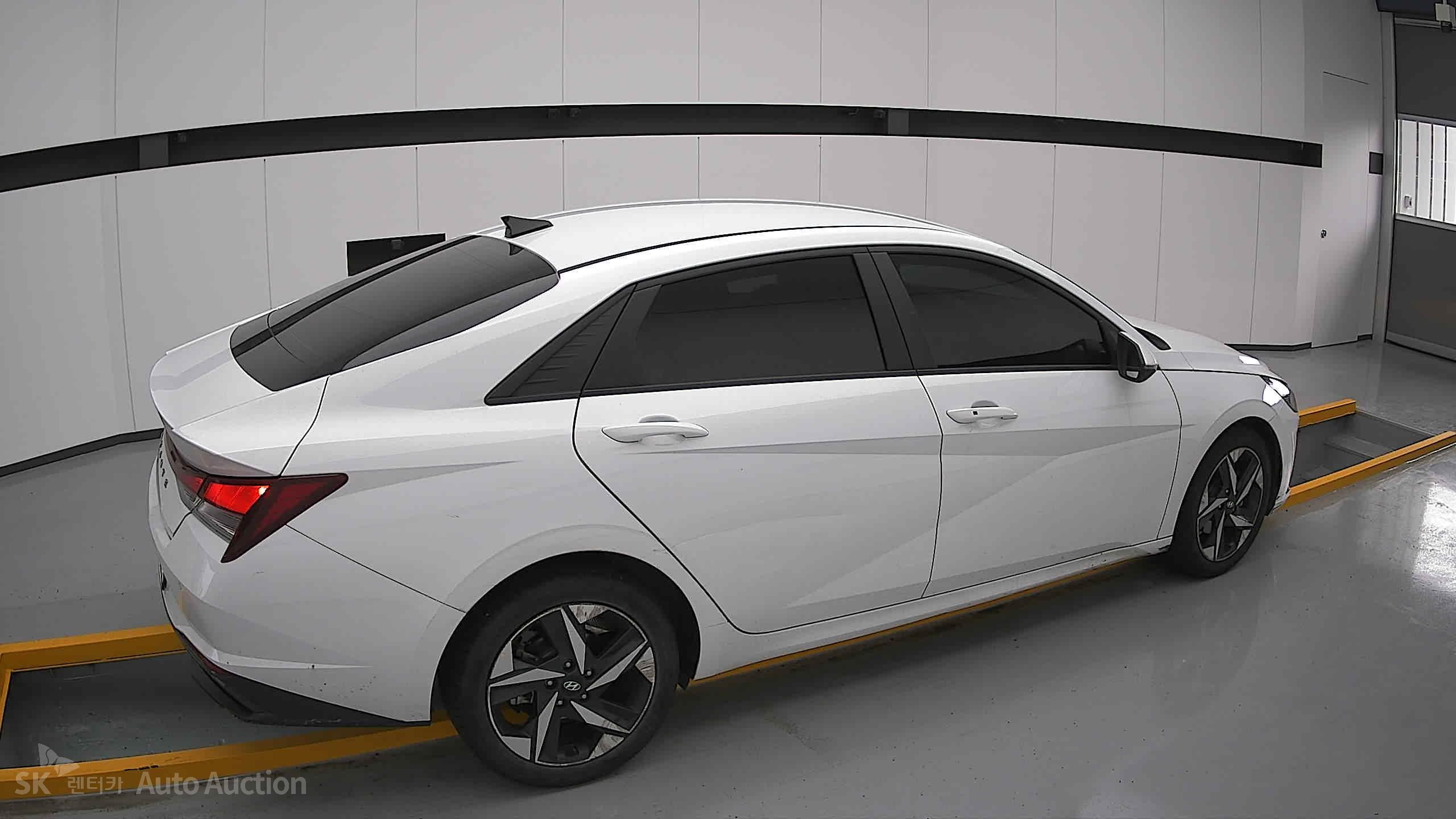 2023 - hyundai avante