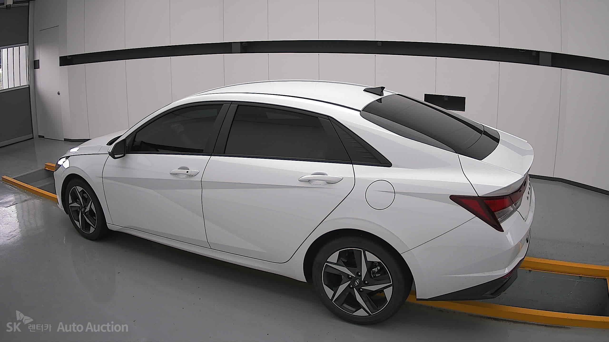 2023 - hyundai avante