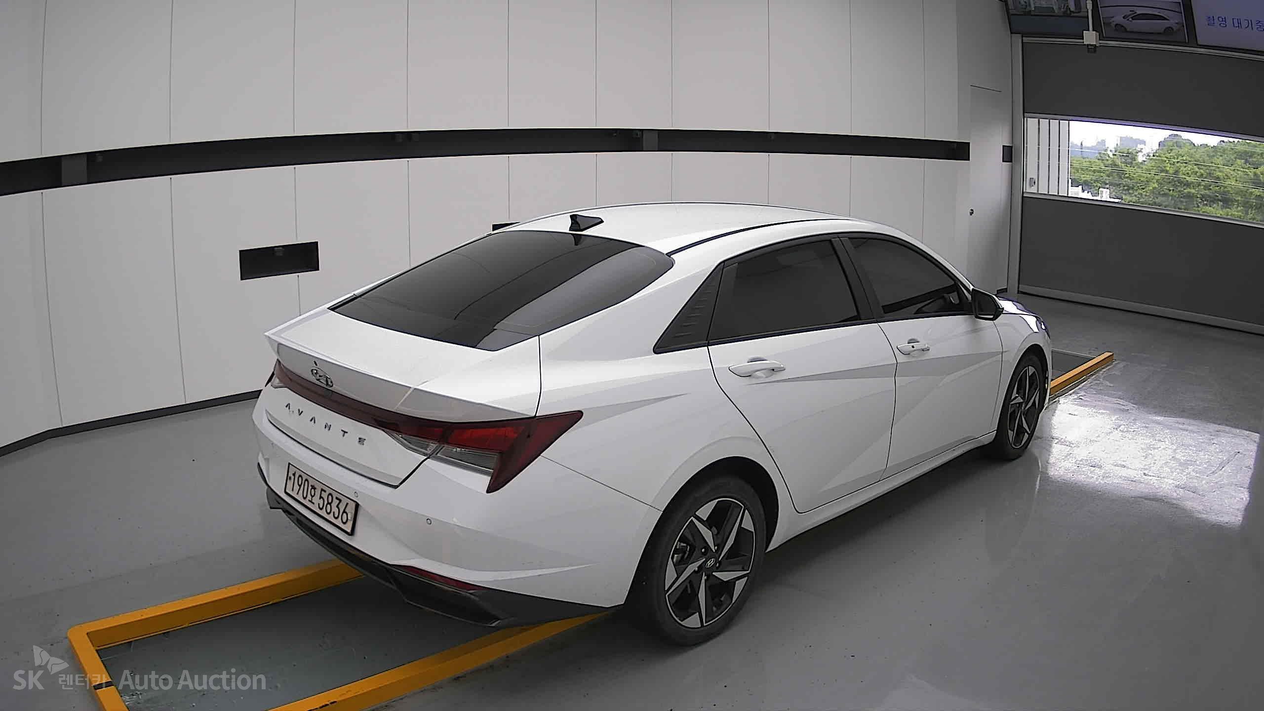 2023 - hyundai avante