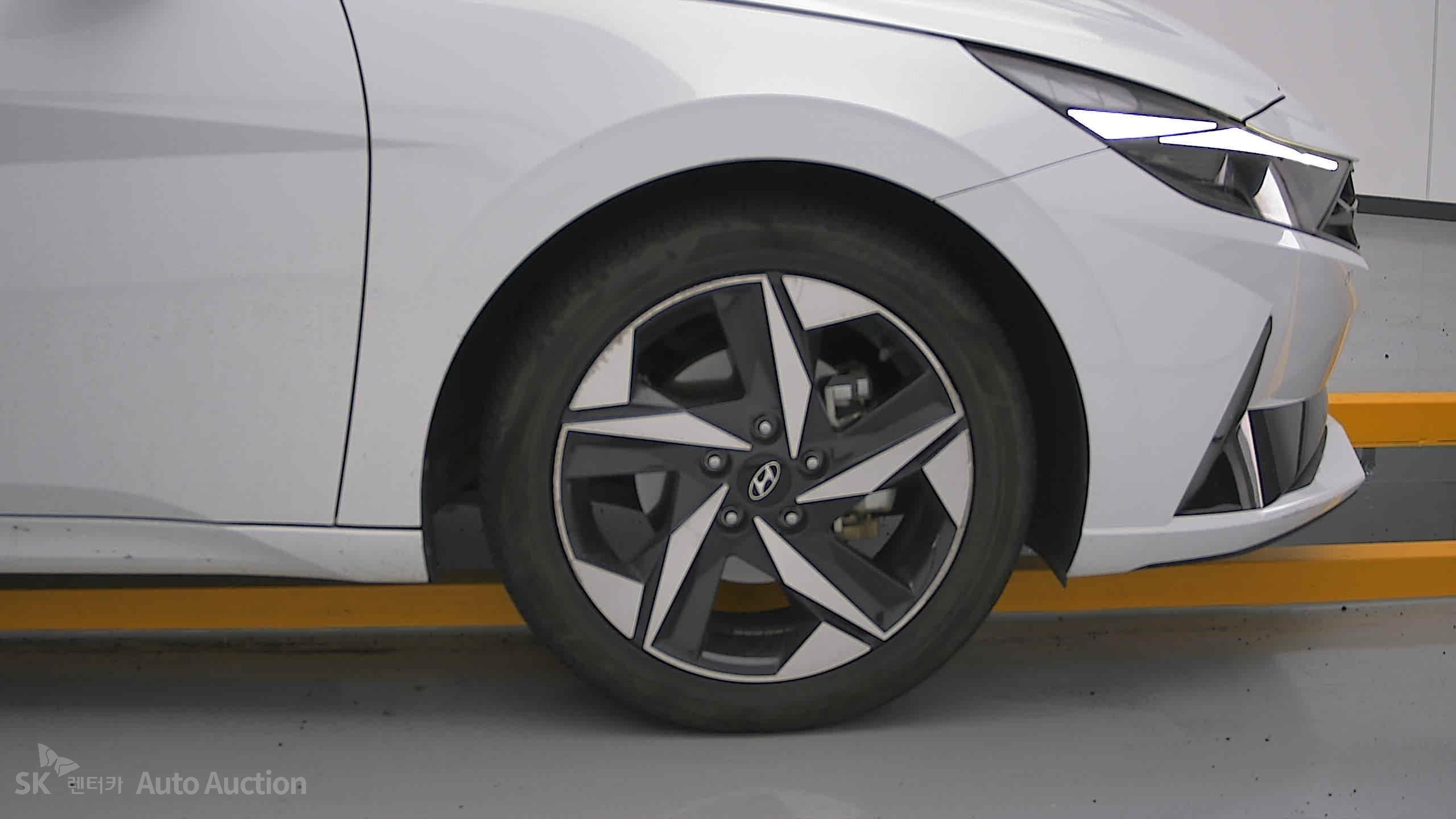 2023 - hyundai avante