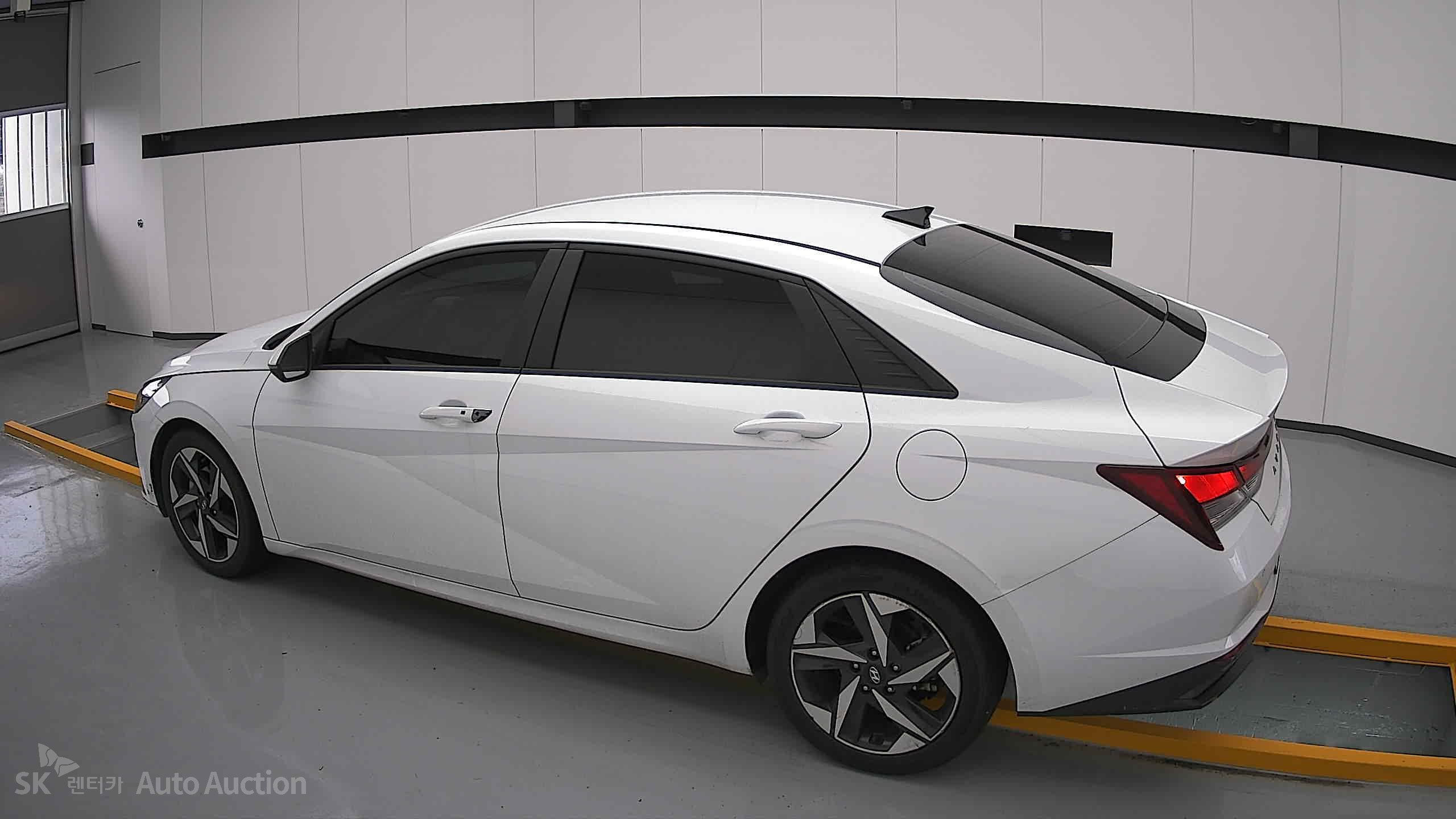 2023 - hyundai avante