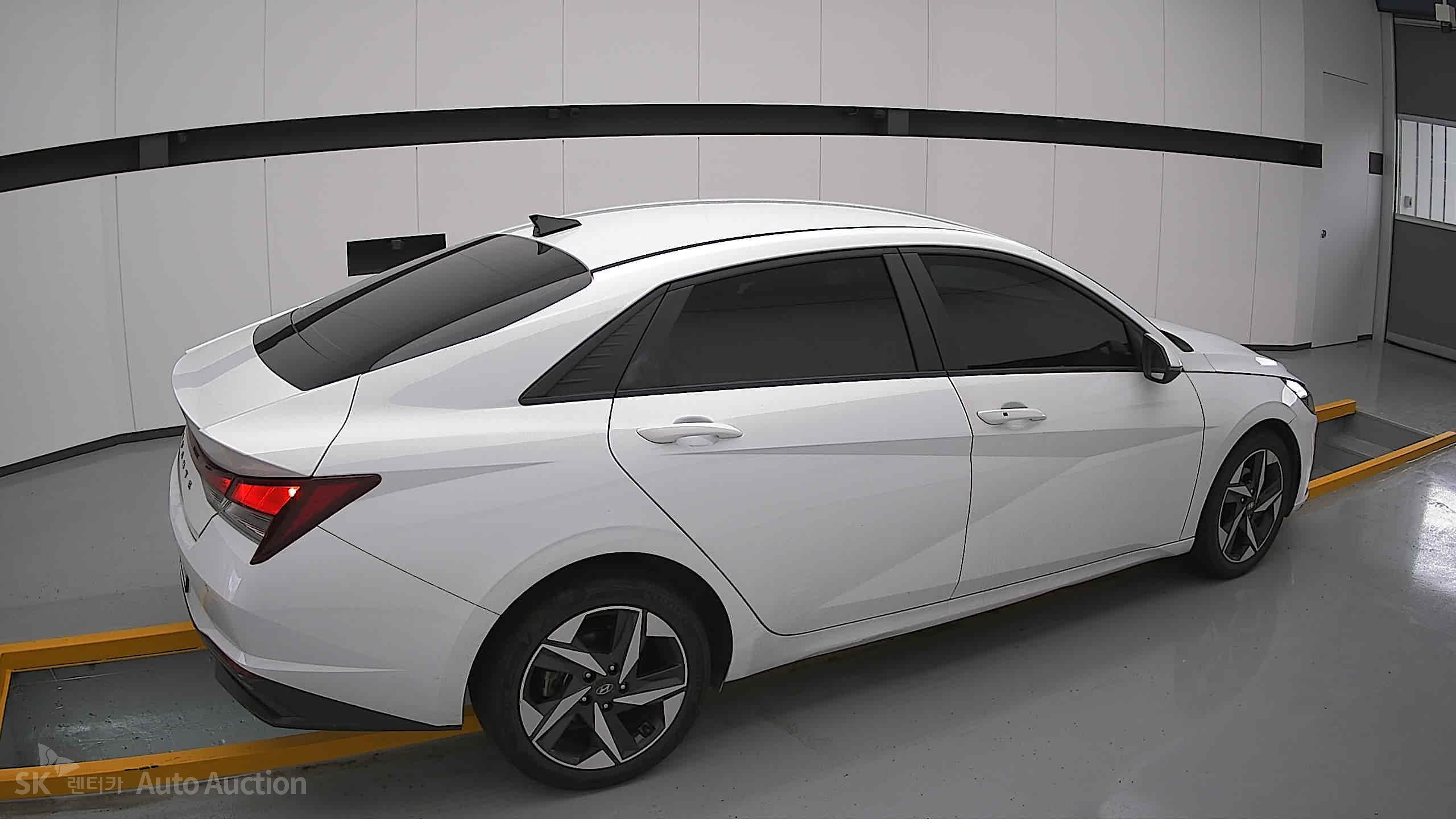 2023 - hyundai avante