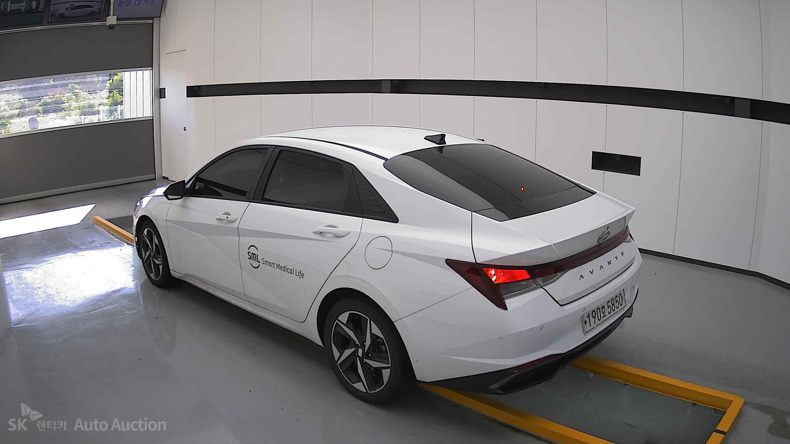 2023 - hyundai avante