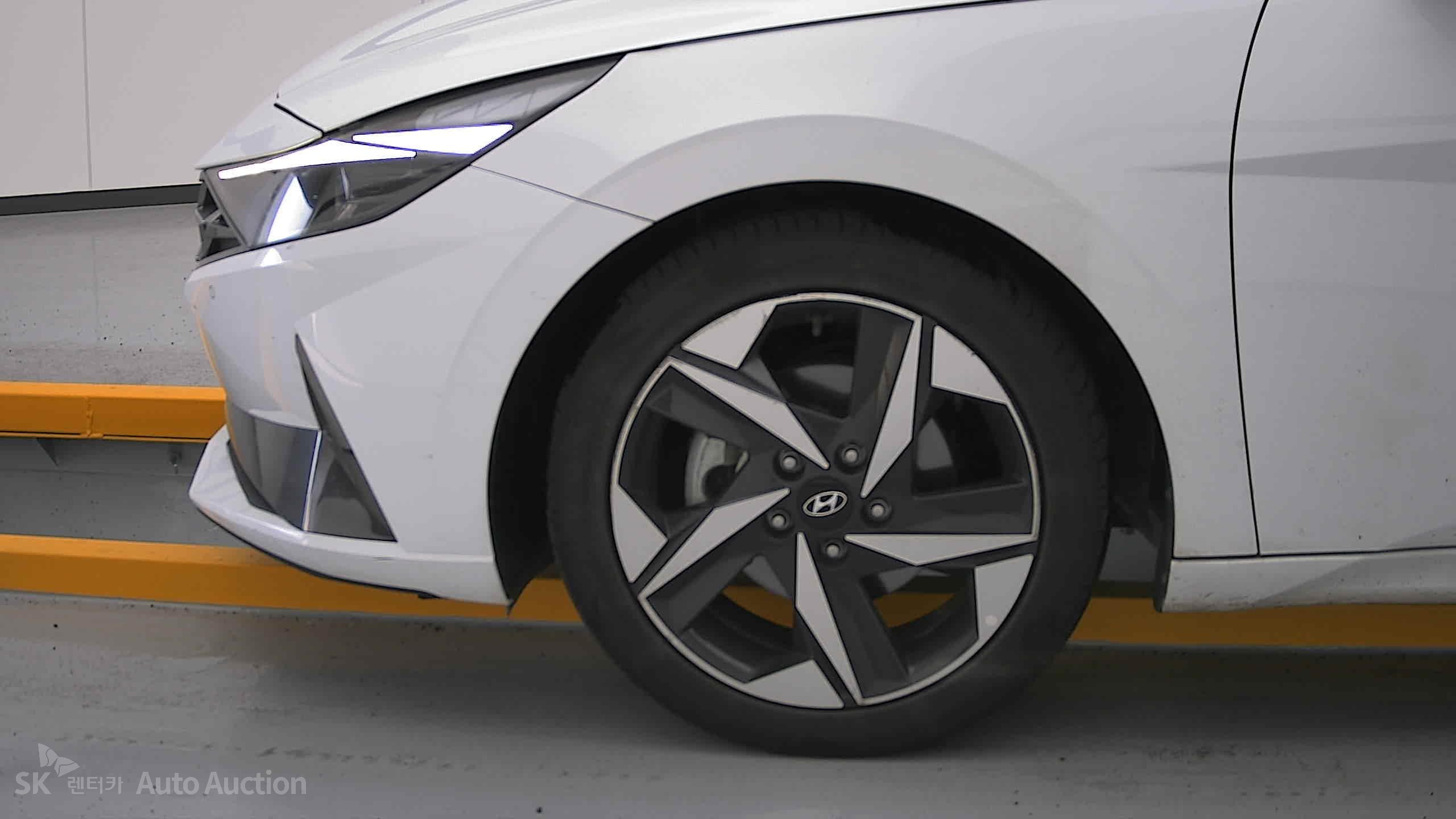 2023 - hyundai avante
