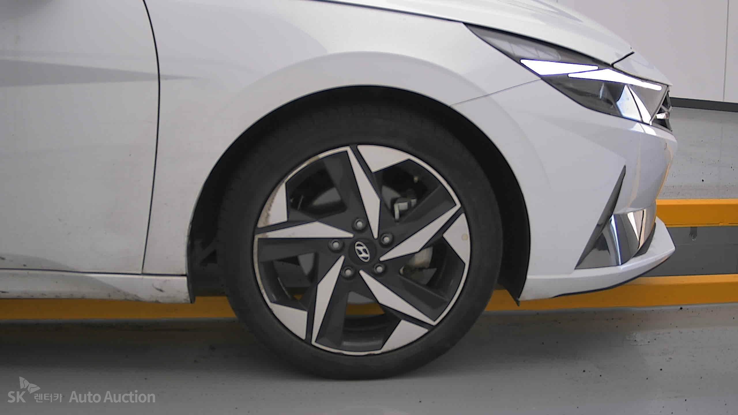 2023 - hyundai avante