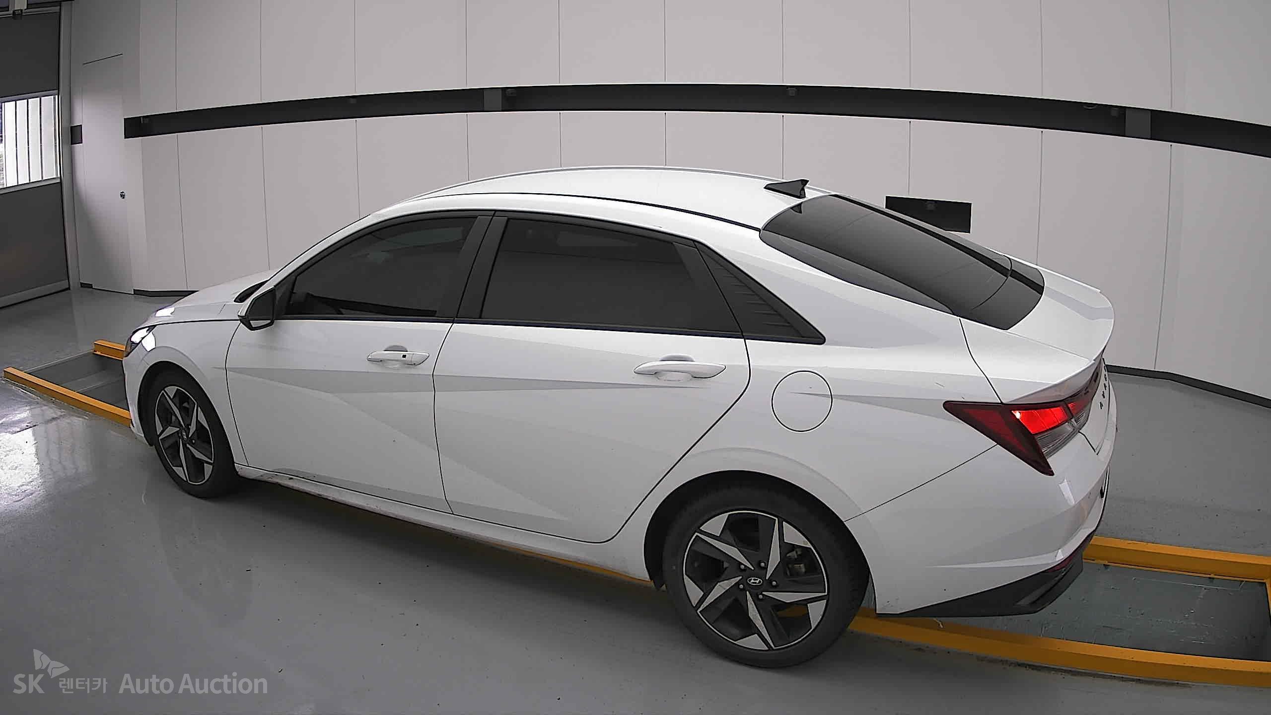 2023 - hyundai avante