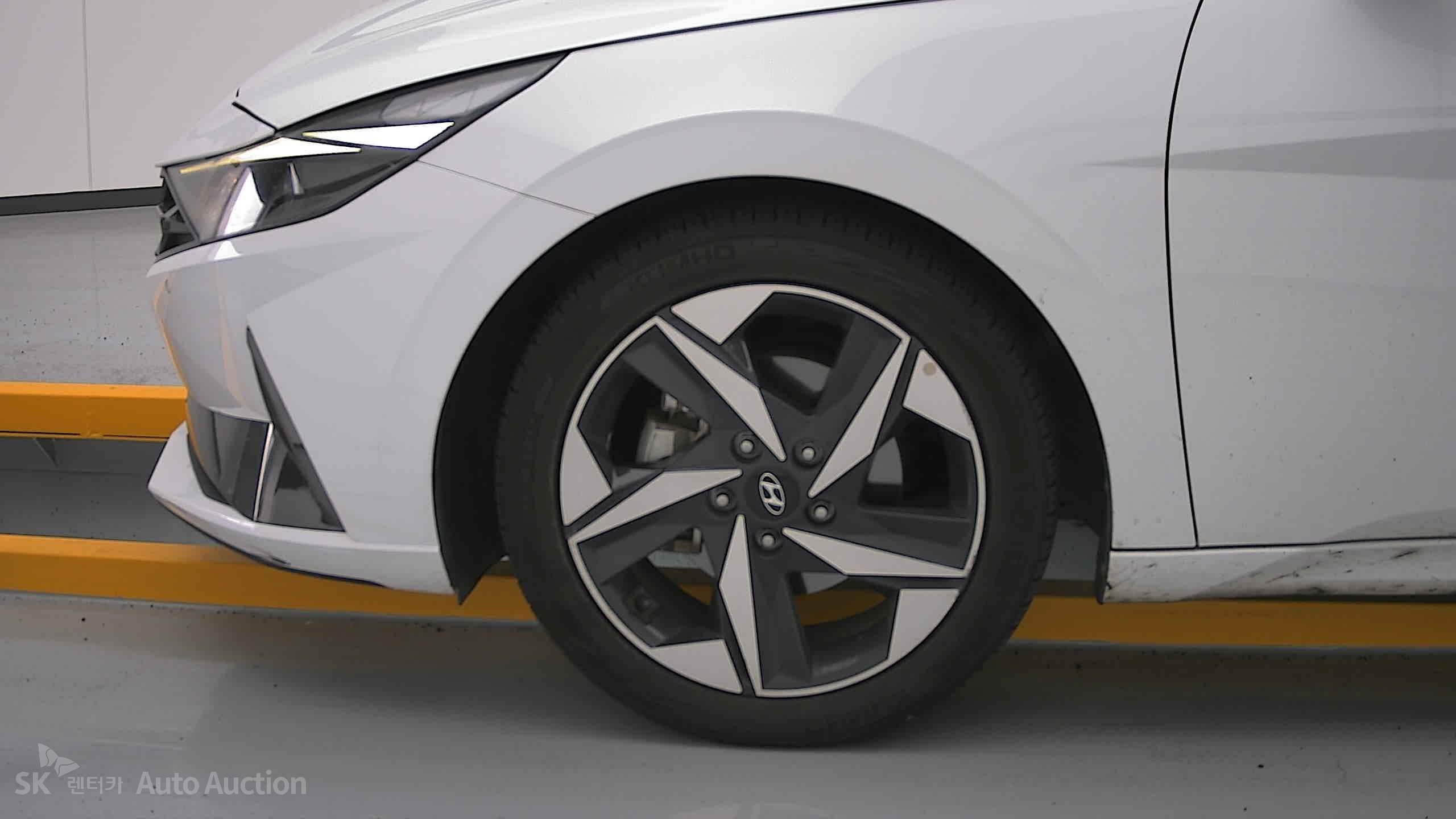 2023 - hyundai avante