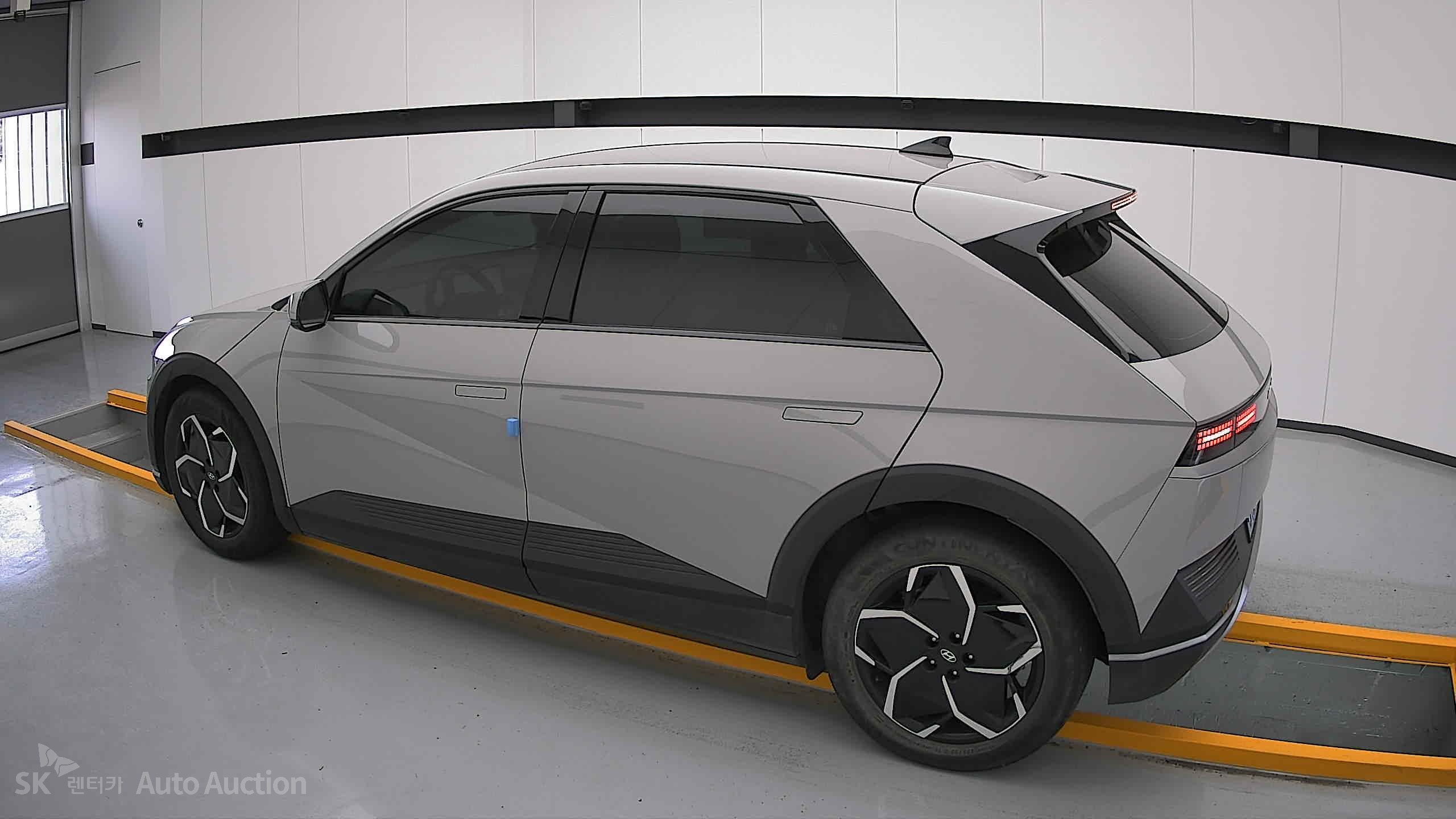 2022 - hyundai ioniq