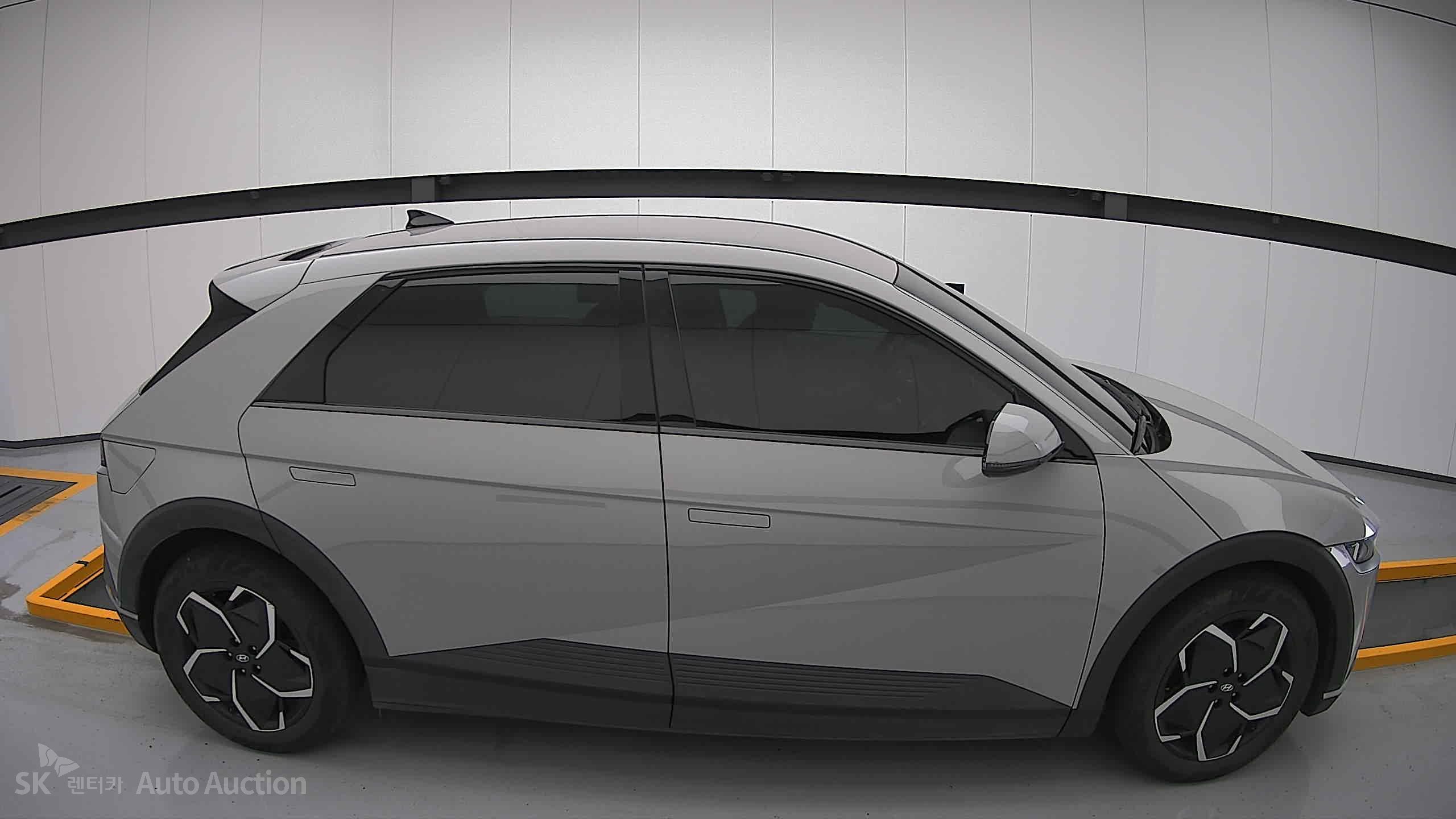 2022 - hyundai ioniq