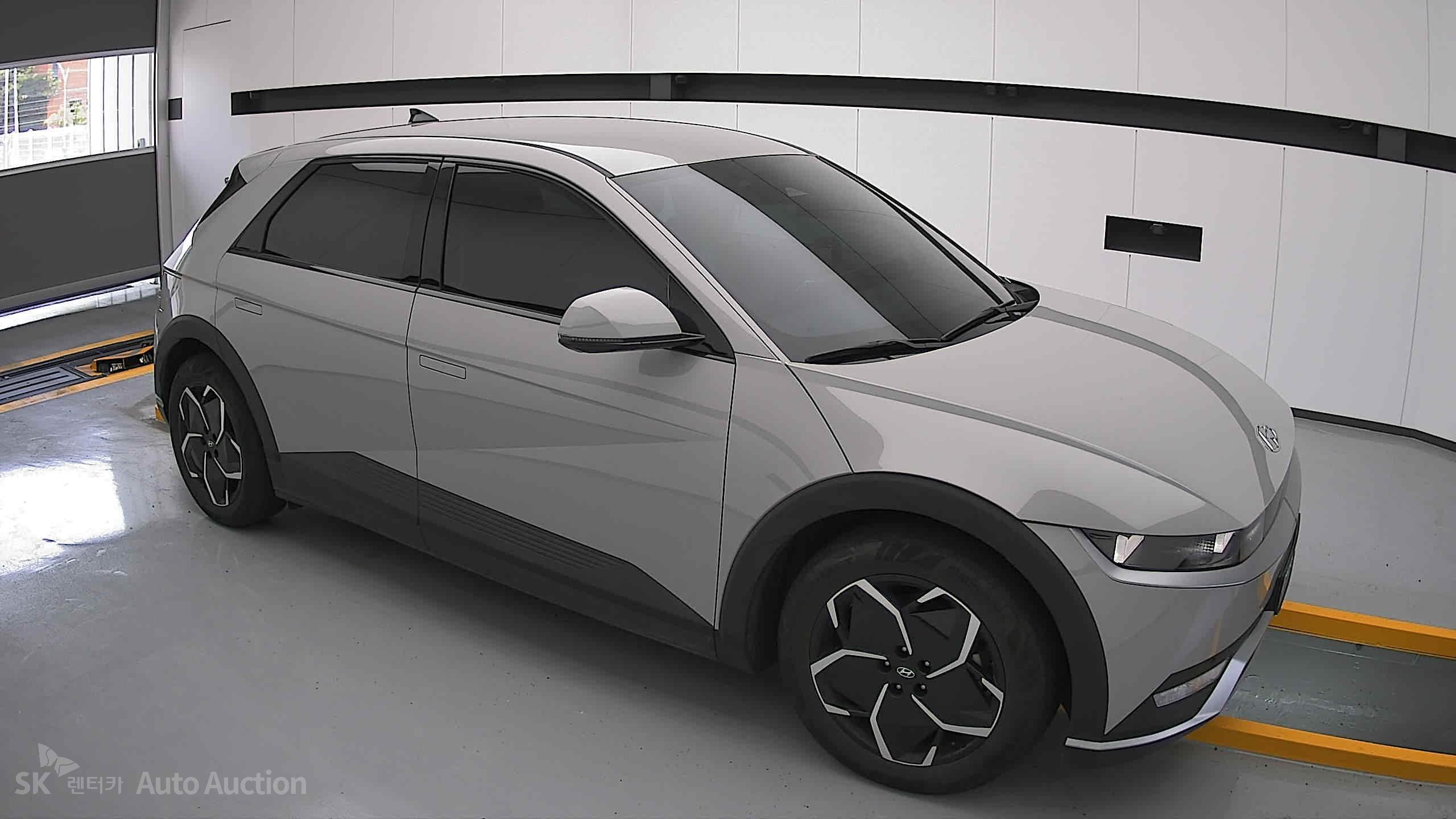2022 - hyundai ioniq