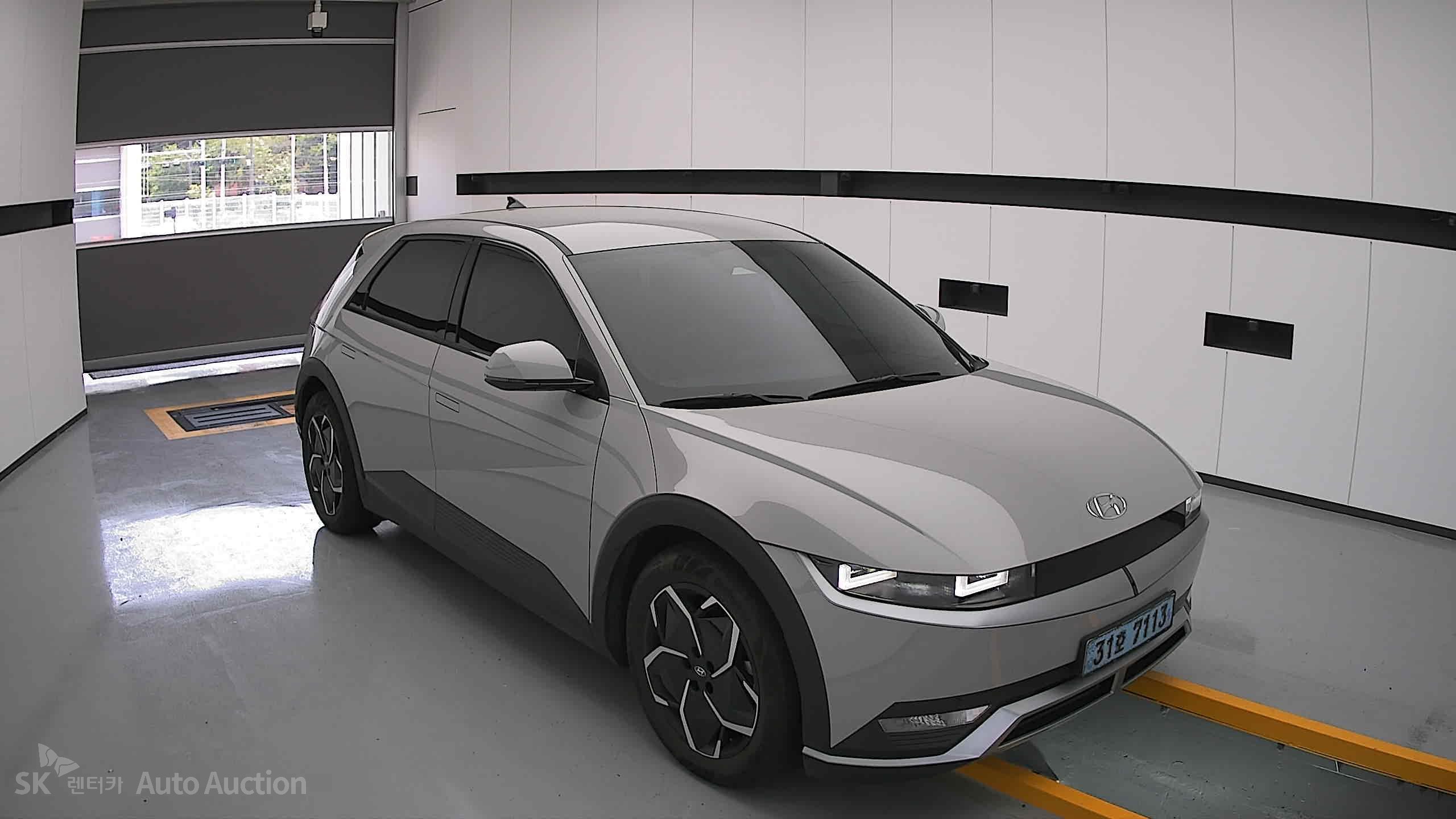 2022 - hyundai ioniq