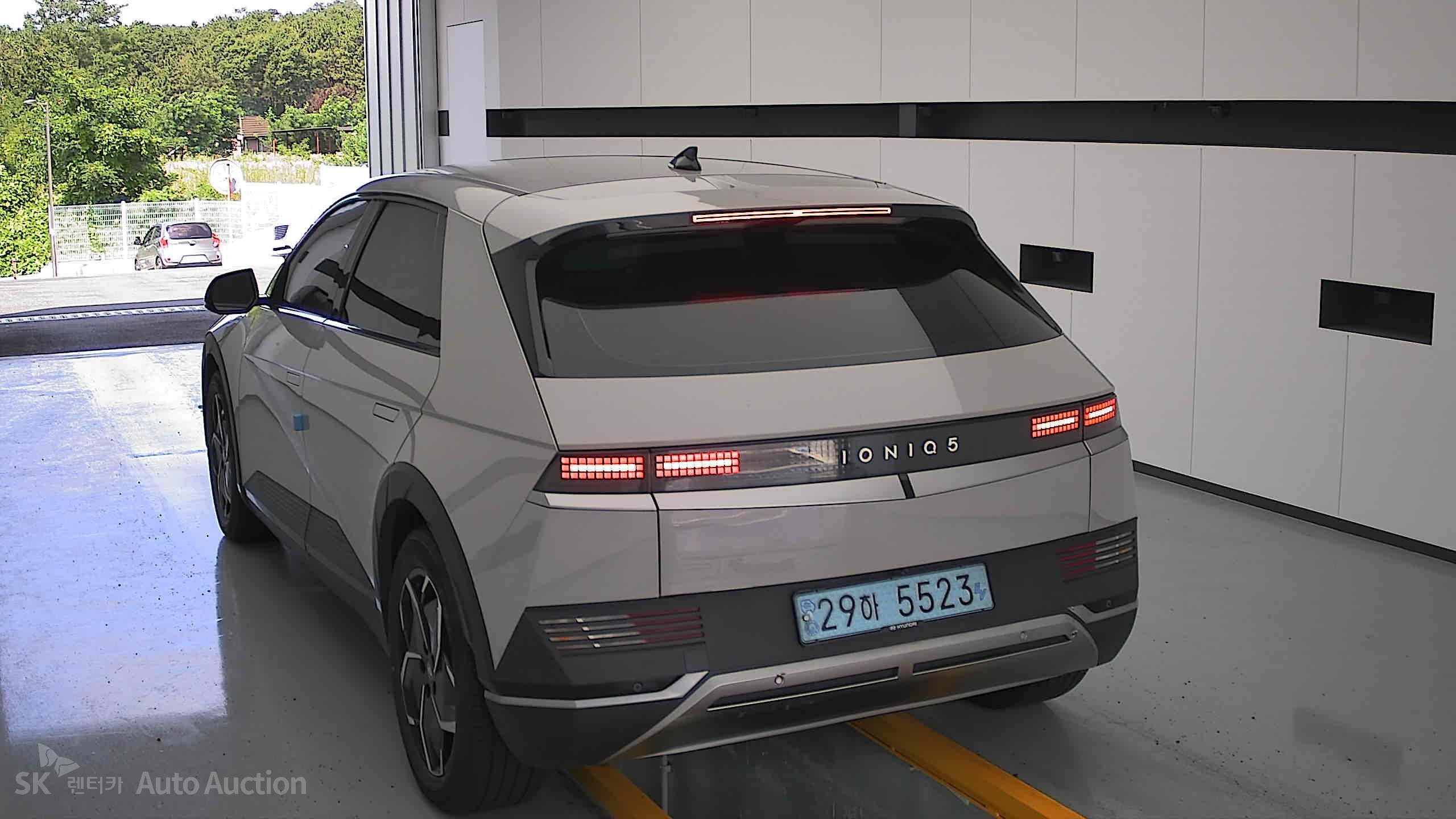 2022 - hyundai ioniq