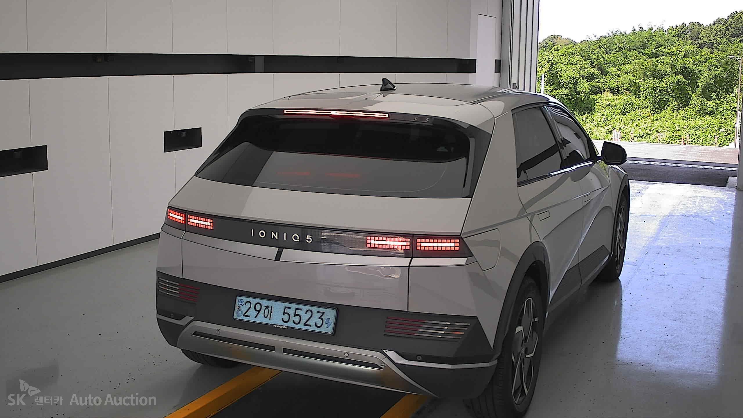 2022 - hyundai ioniq