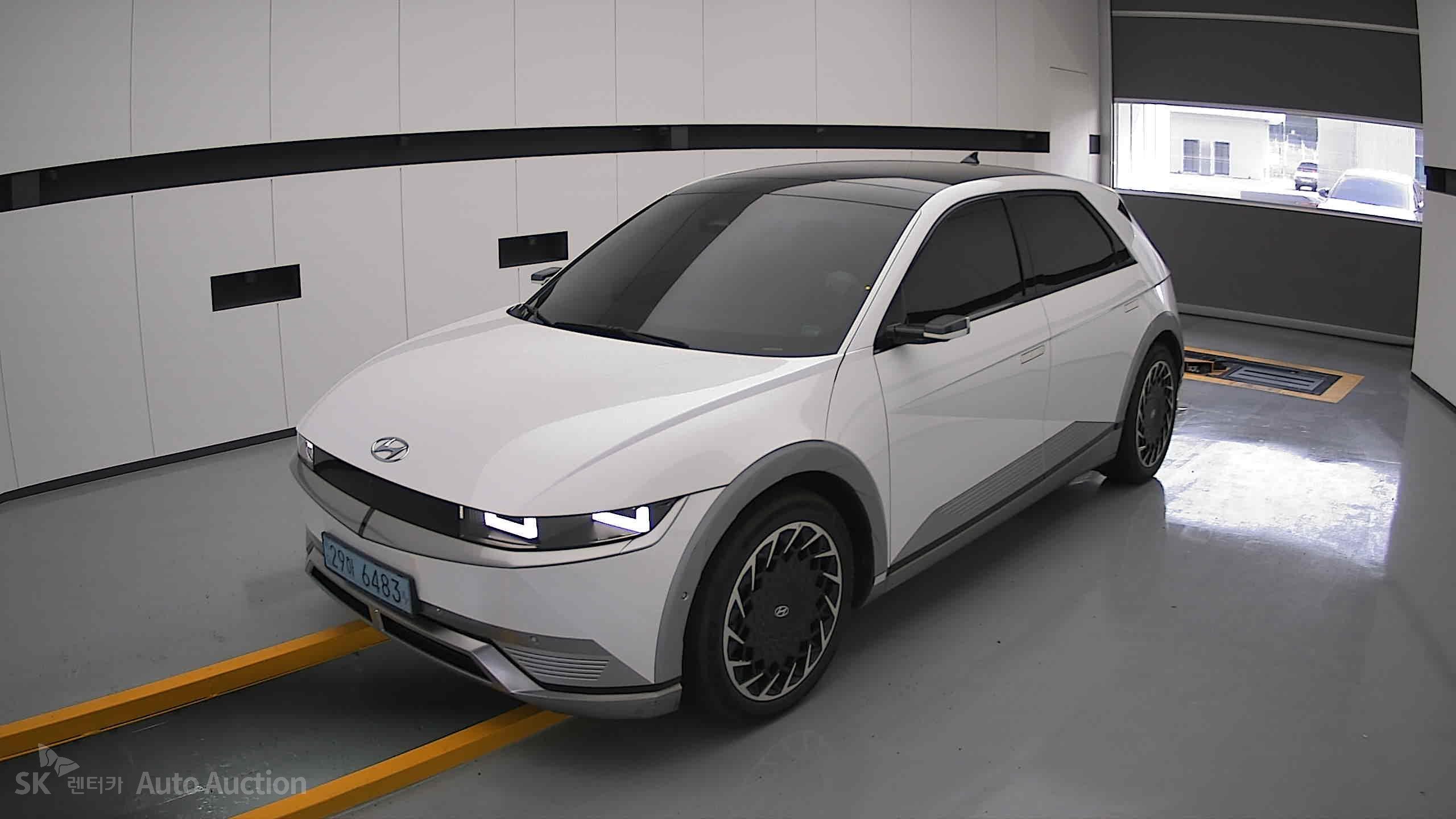 2022 - hyundai ioniq