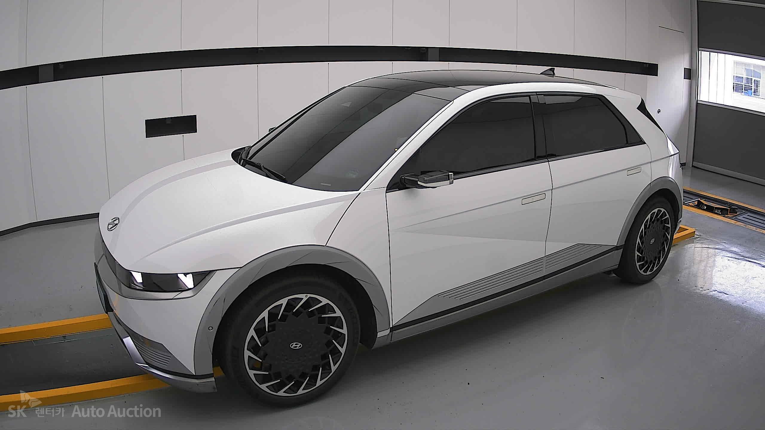 2022 - hyundai ioniq