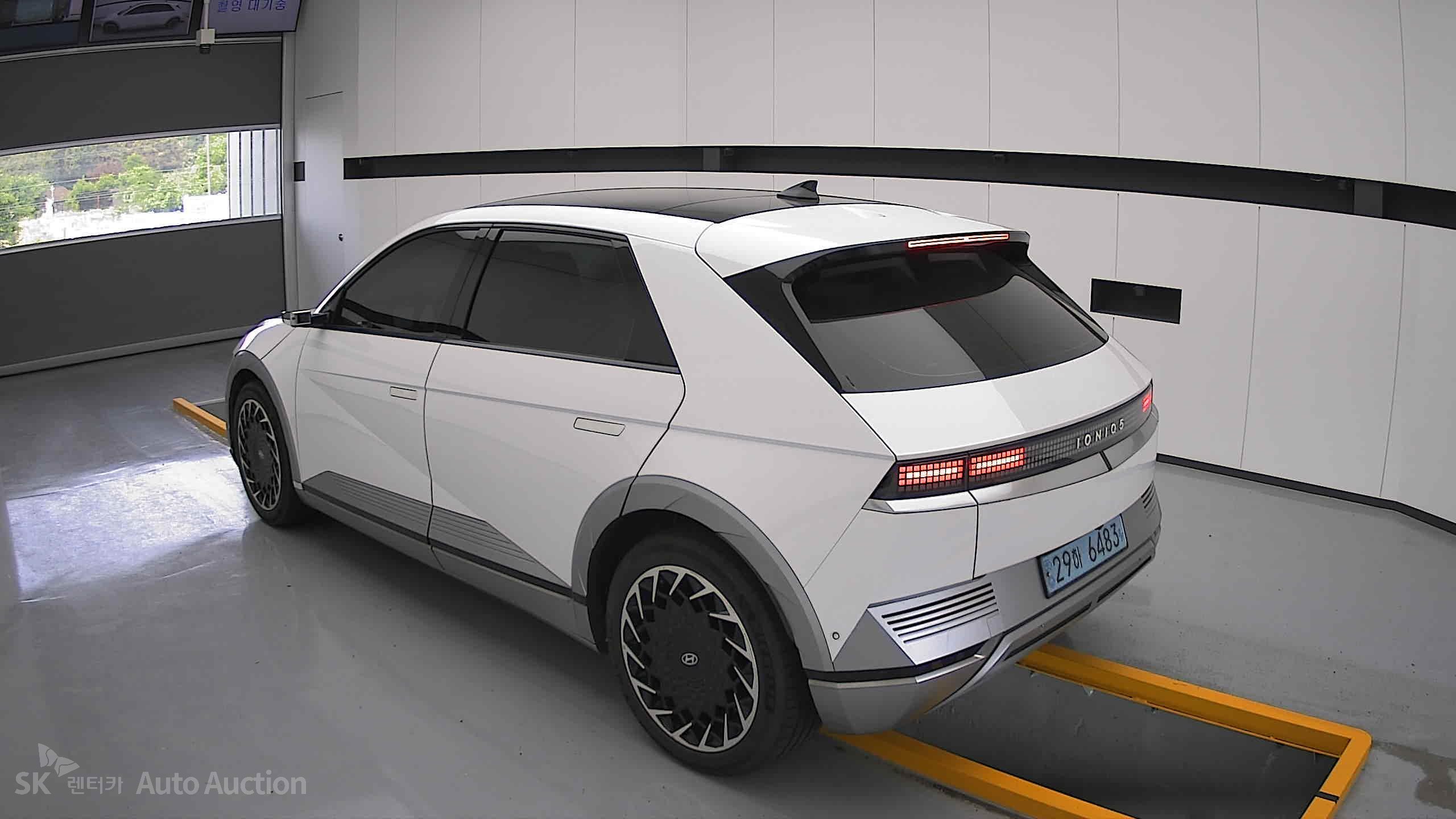 2022 - hyundai ioniq