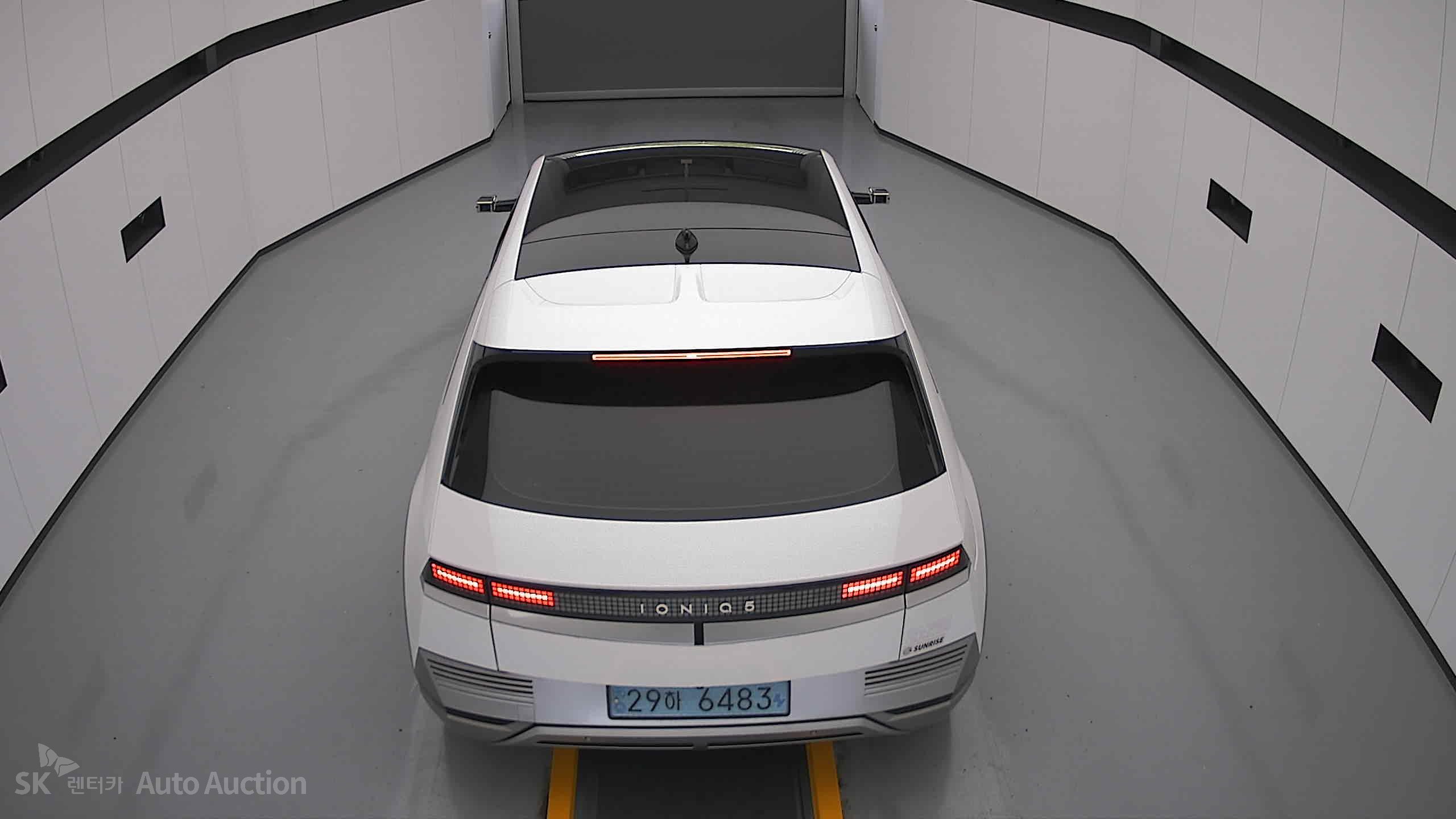 2022 - hyundai ioniq