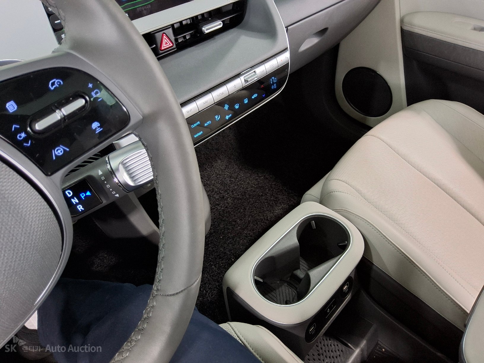2022 - hyundai ioniq