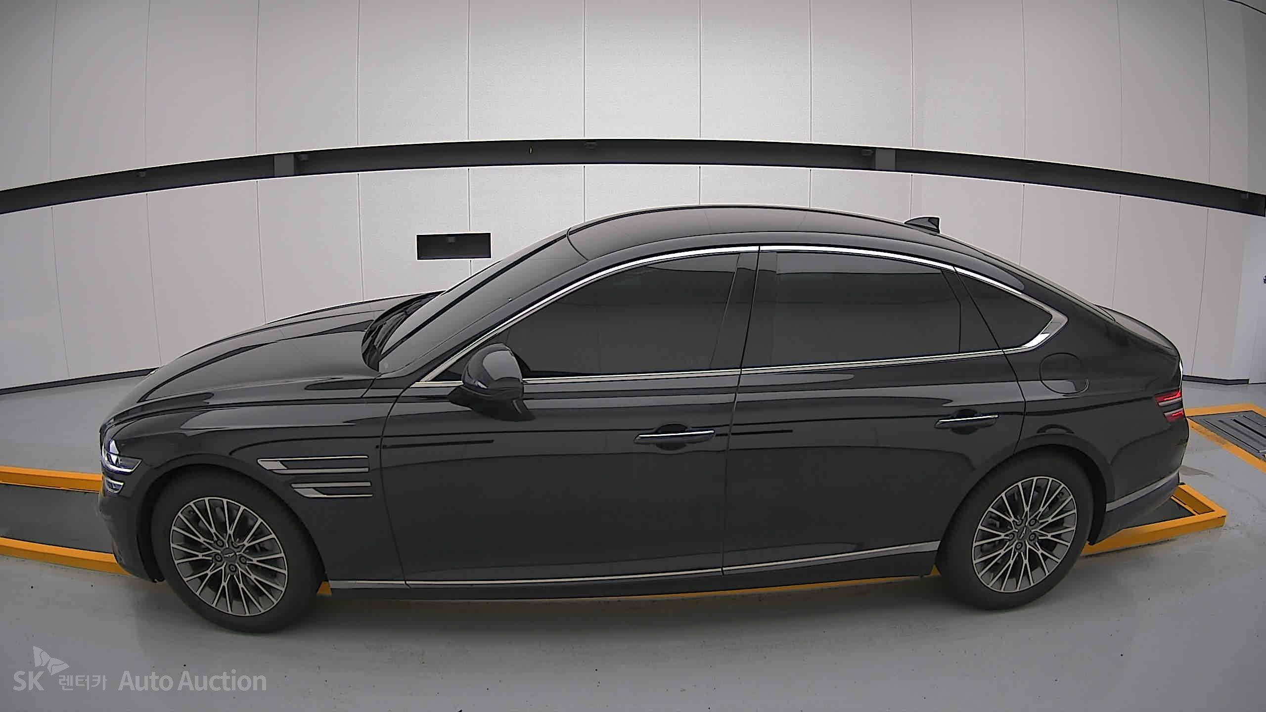 2022 - genesis g80