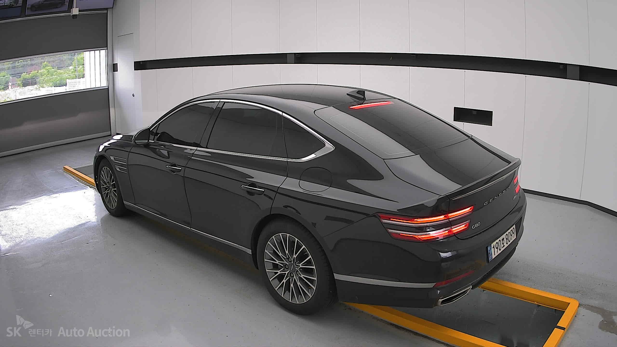 2022 - genesis g80
