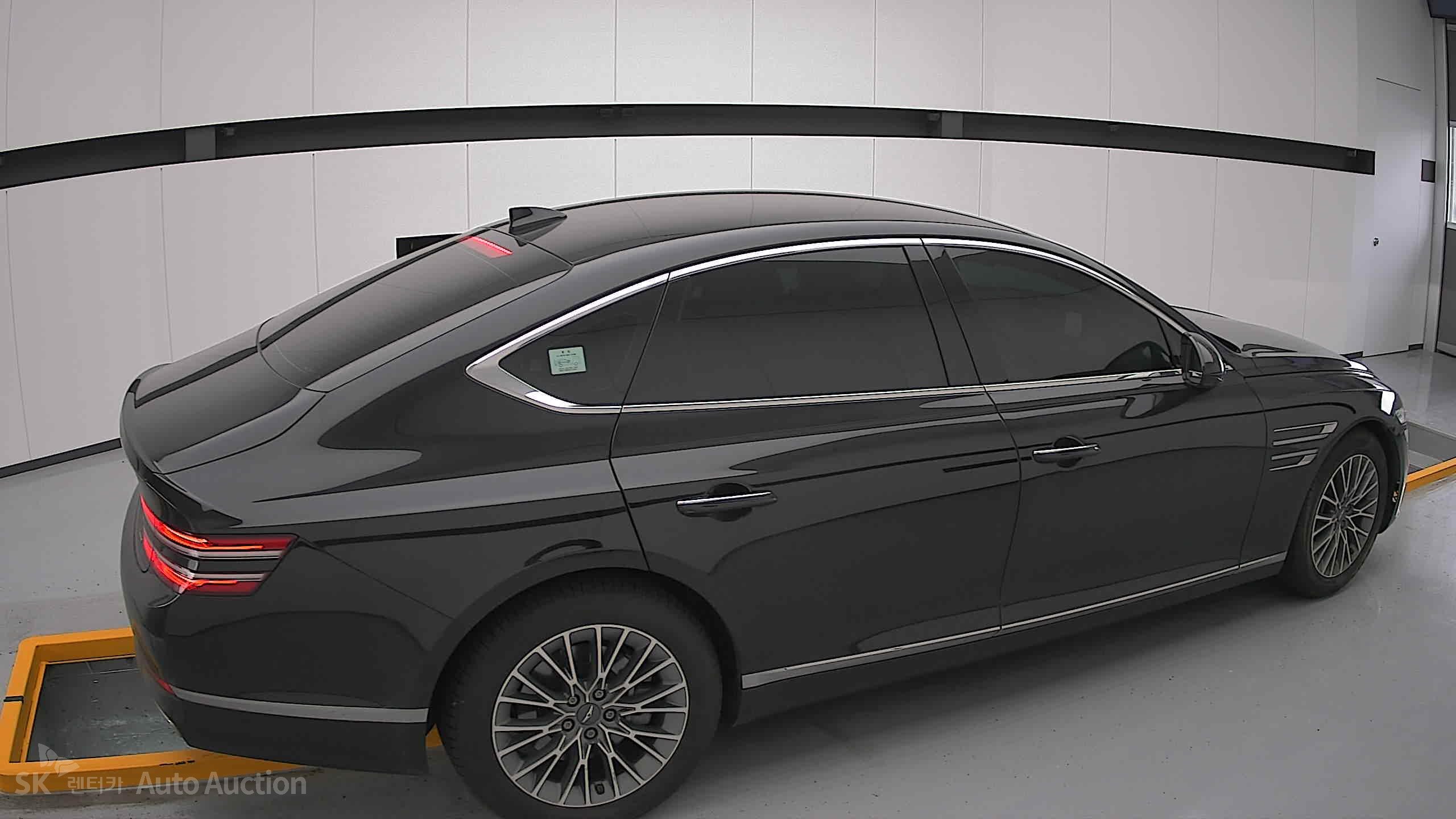 2022 - genesis g80