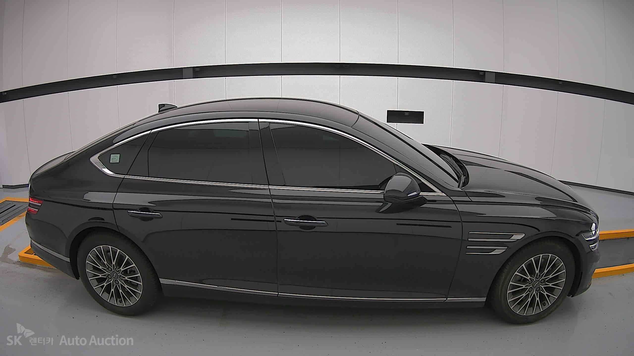 2022 - genesis g80